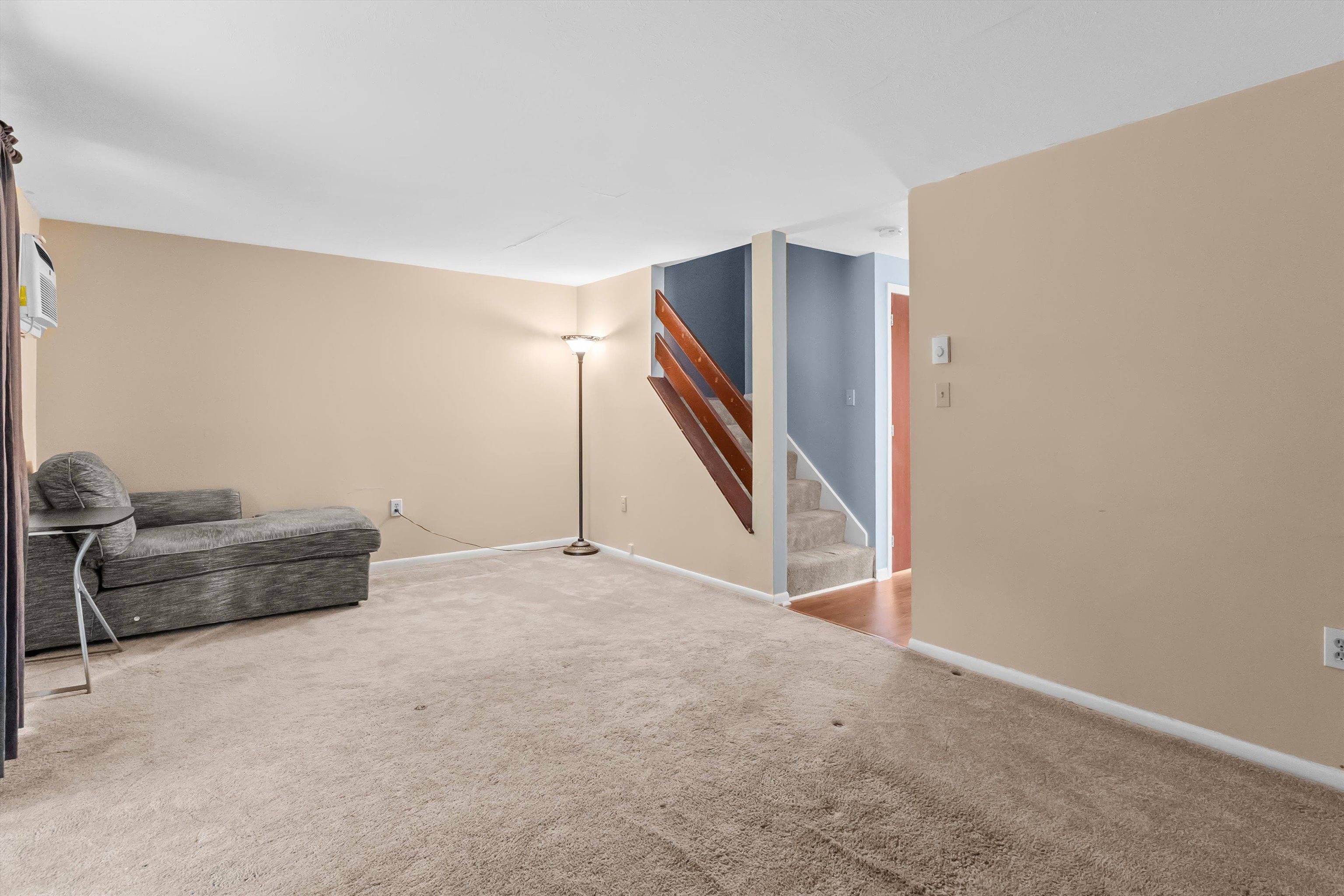 18 Clinton CT Merrimack, NH 03054