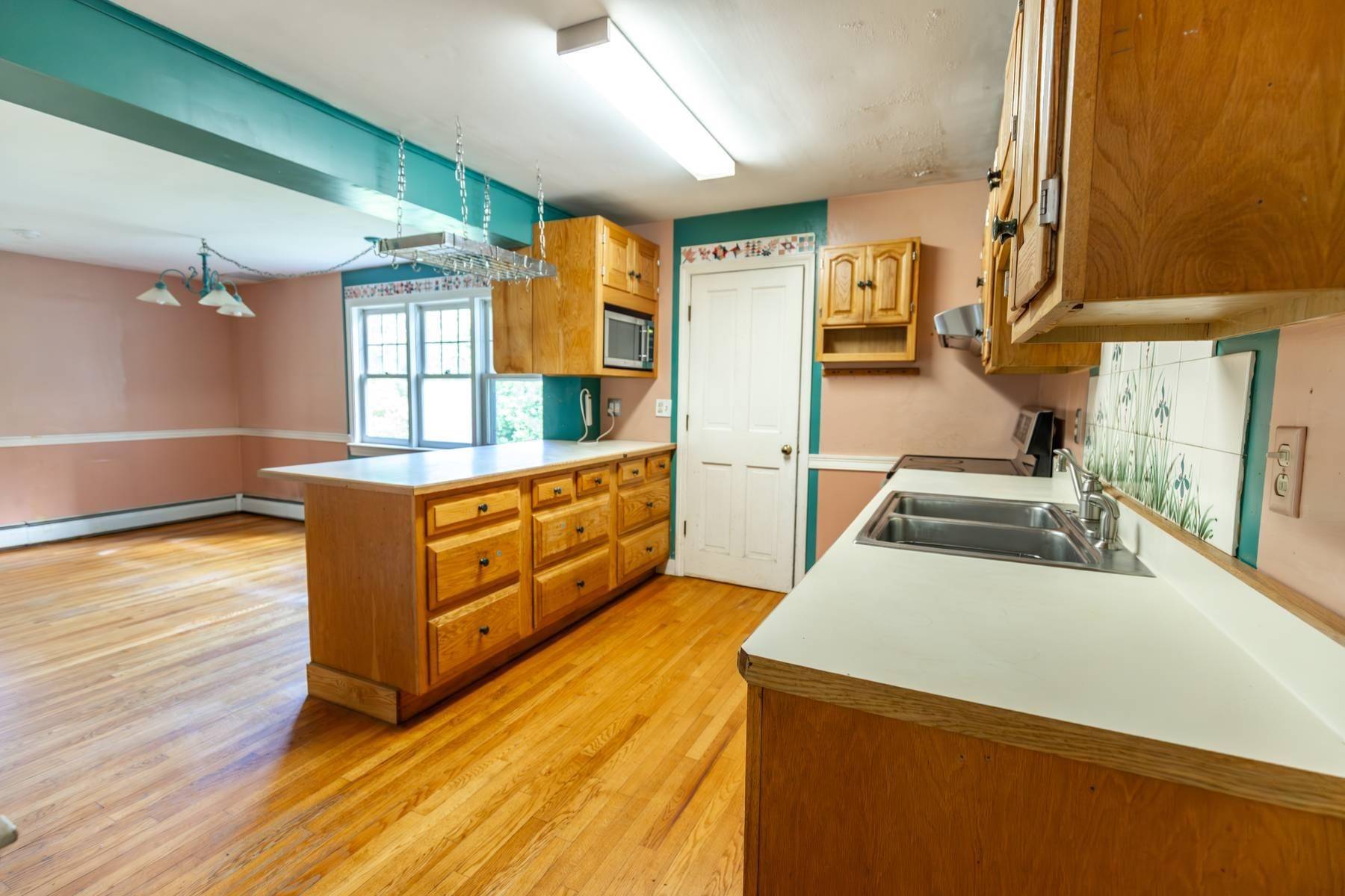 123 S lincoln ST Keene, NH 03431