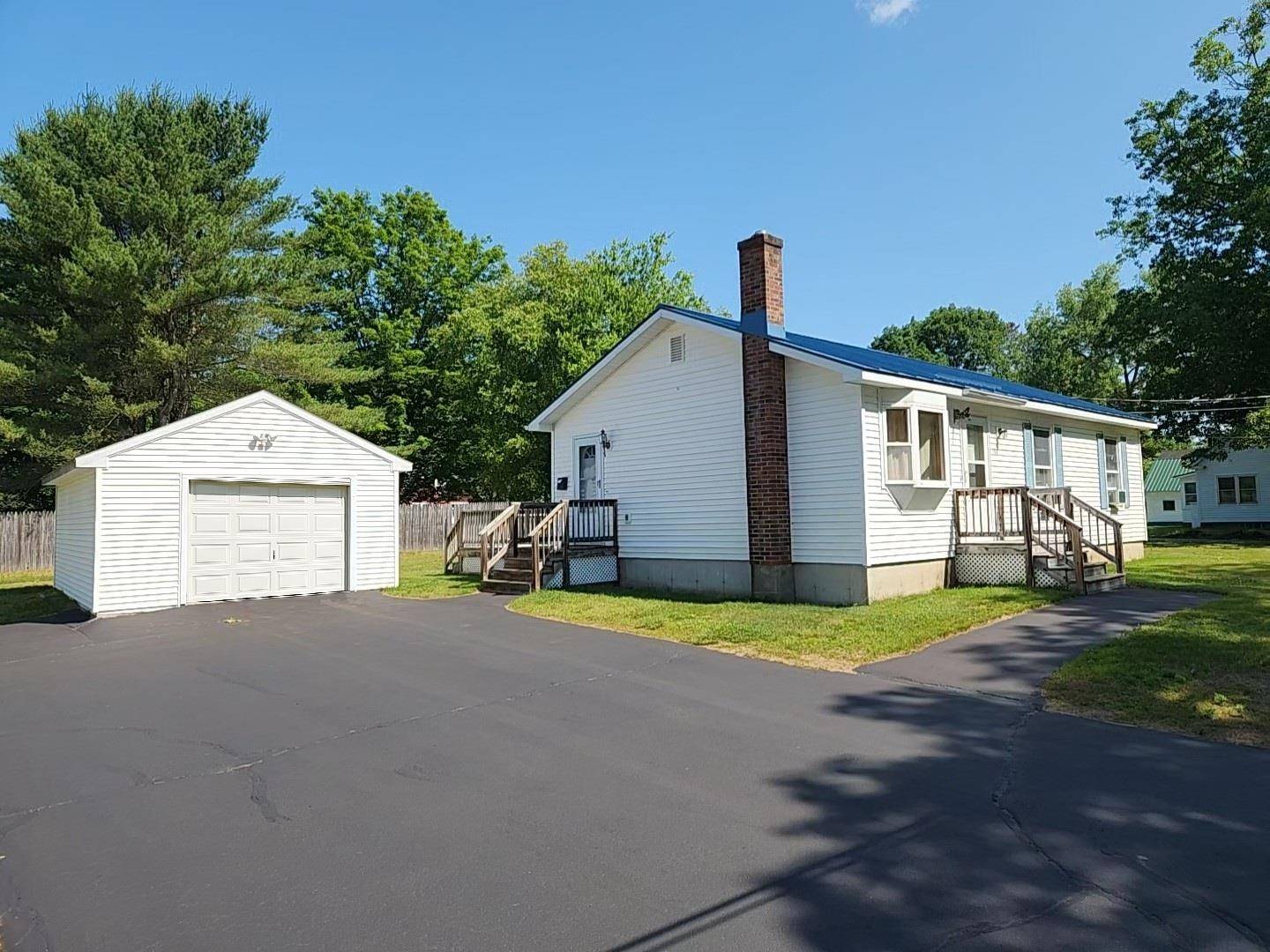 Franklin, NH 03235,154 Victory DR