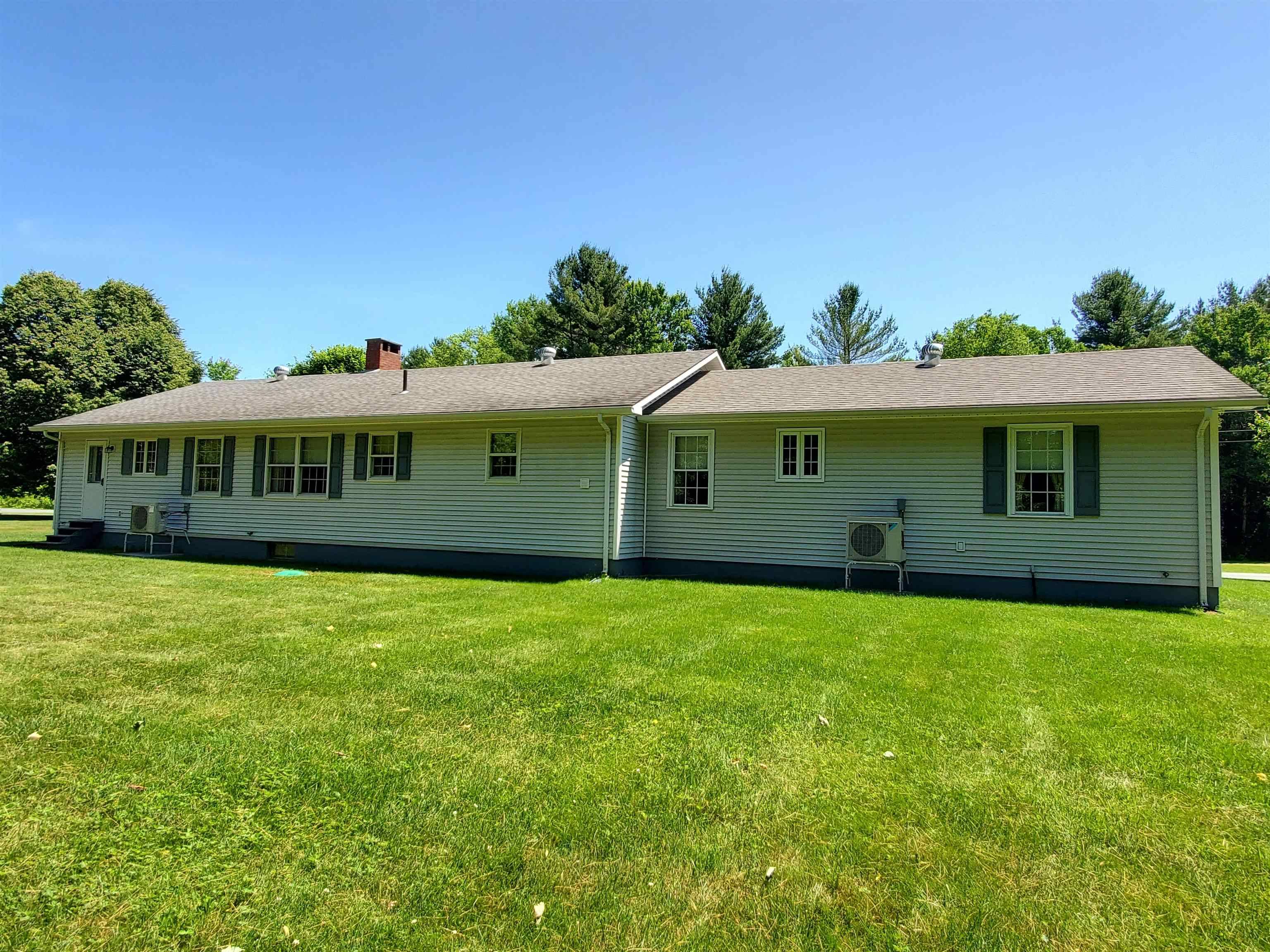 St. Johnsbury, VT 05819,381 Cross AVE #9,10