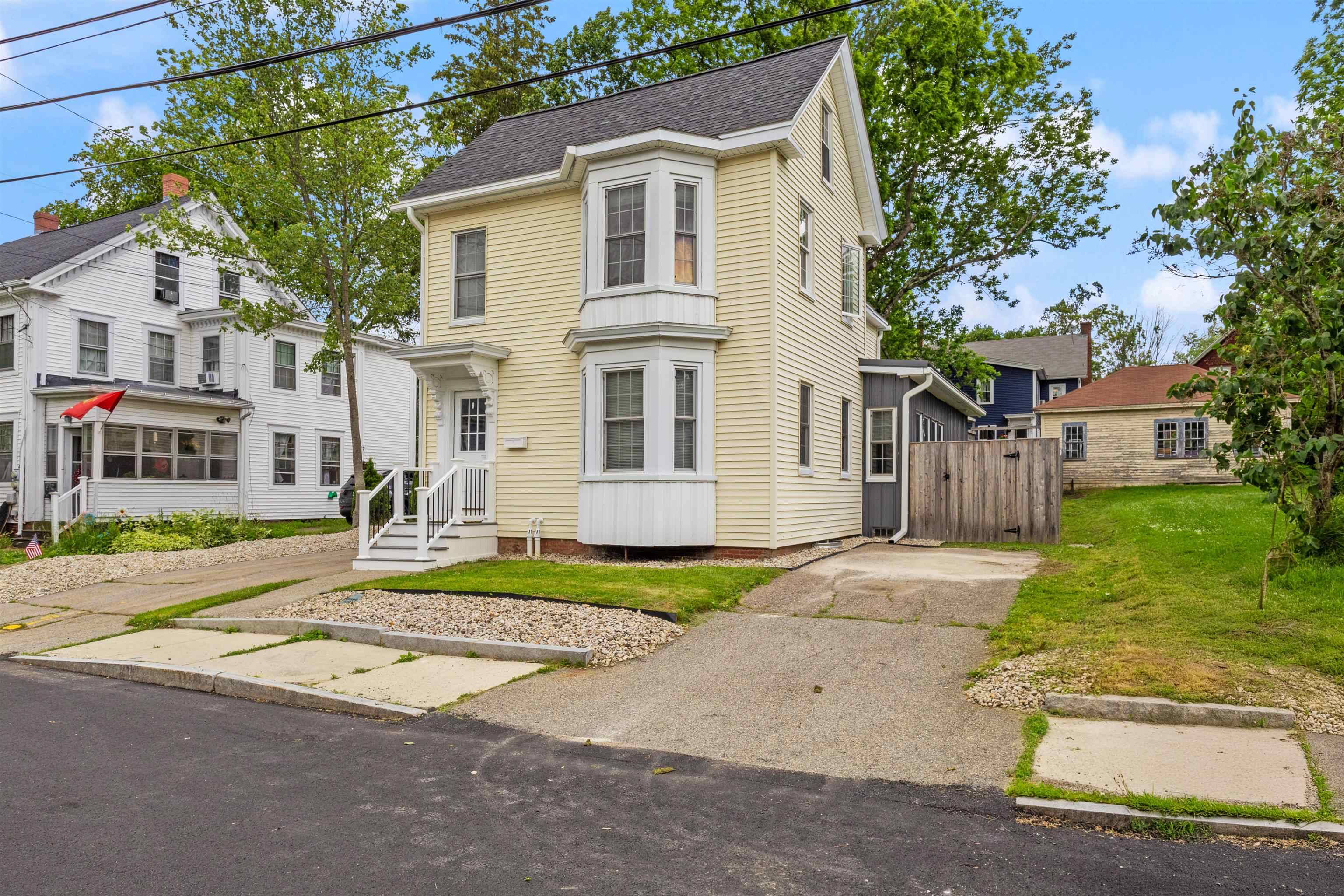 Dover, NH 03820,19 Baker ST