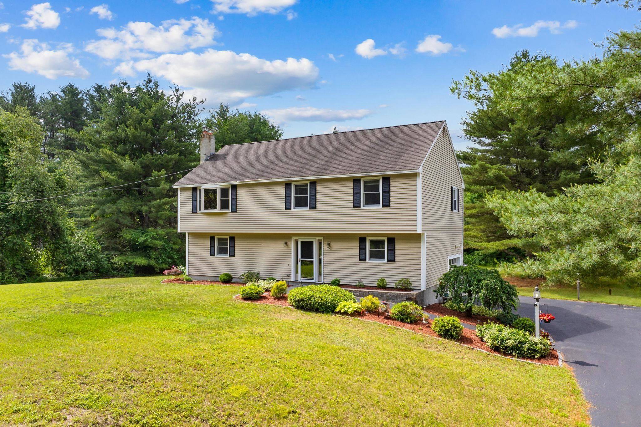 Londonderry, NH 03053,55 WILEY HILL RD