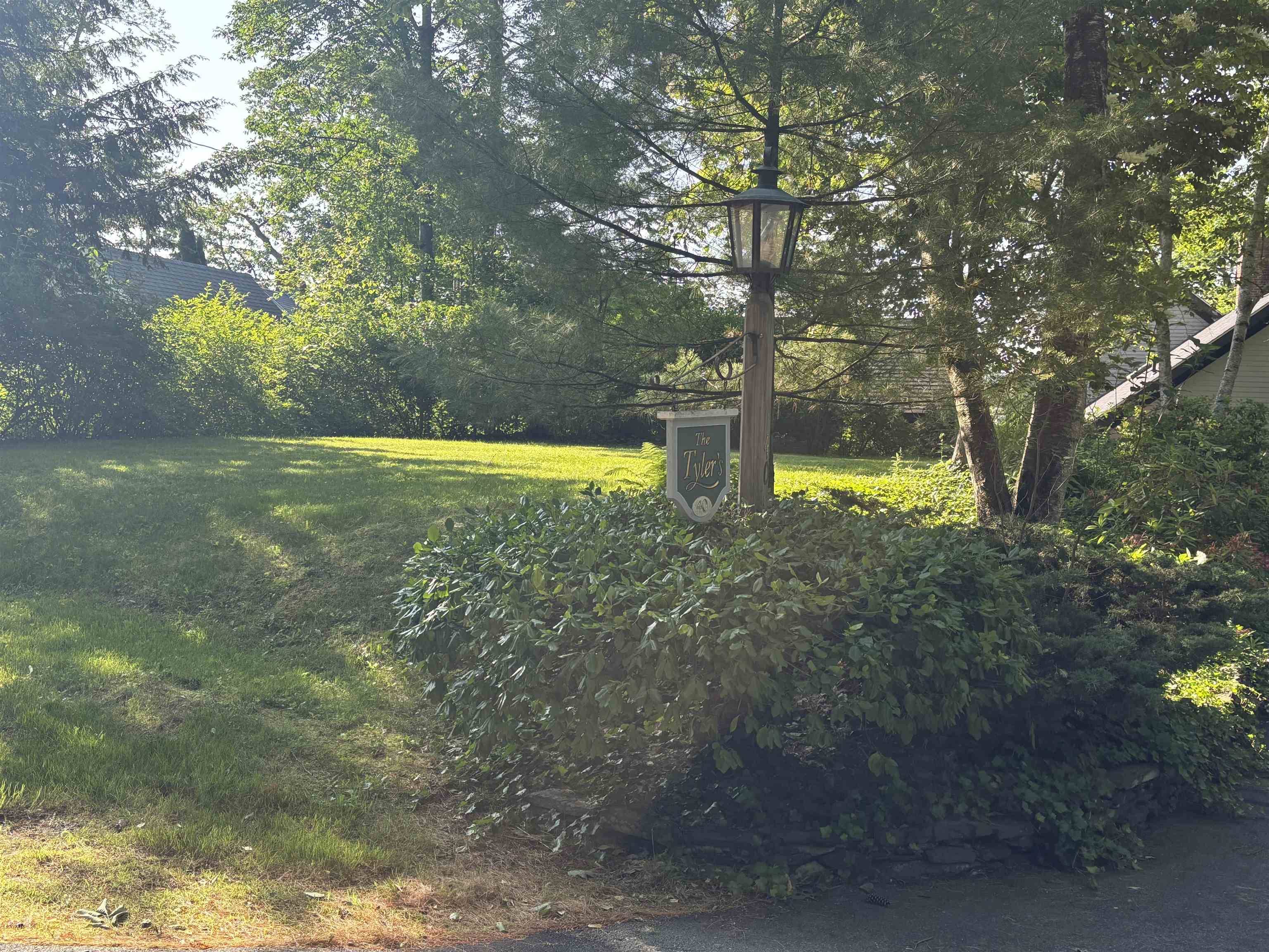 Chesterfield, NH 03462,40 N Shore RD