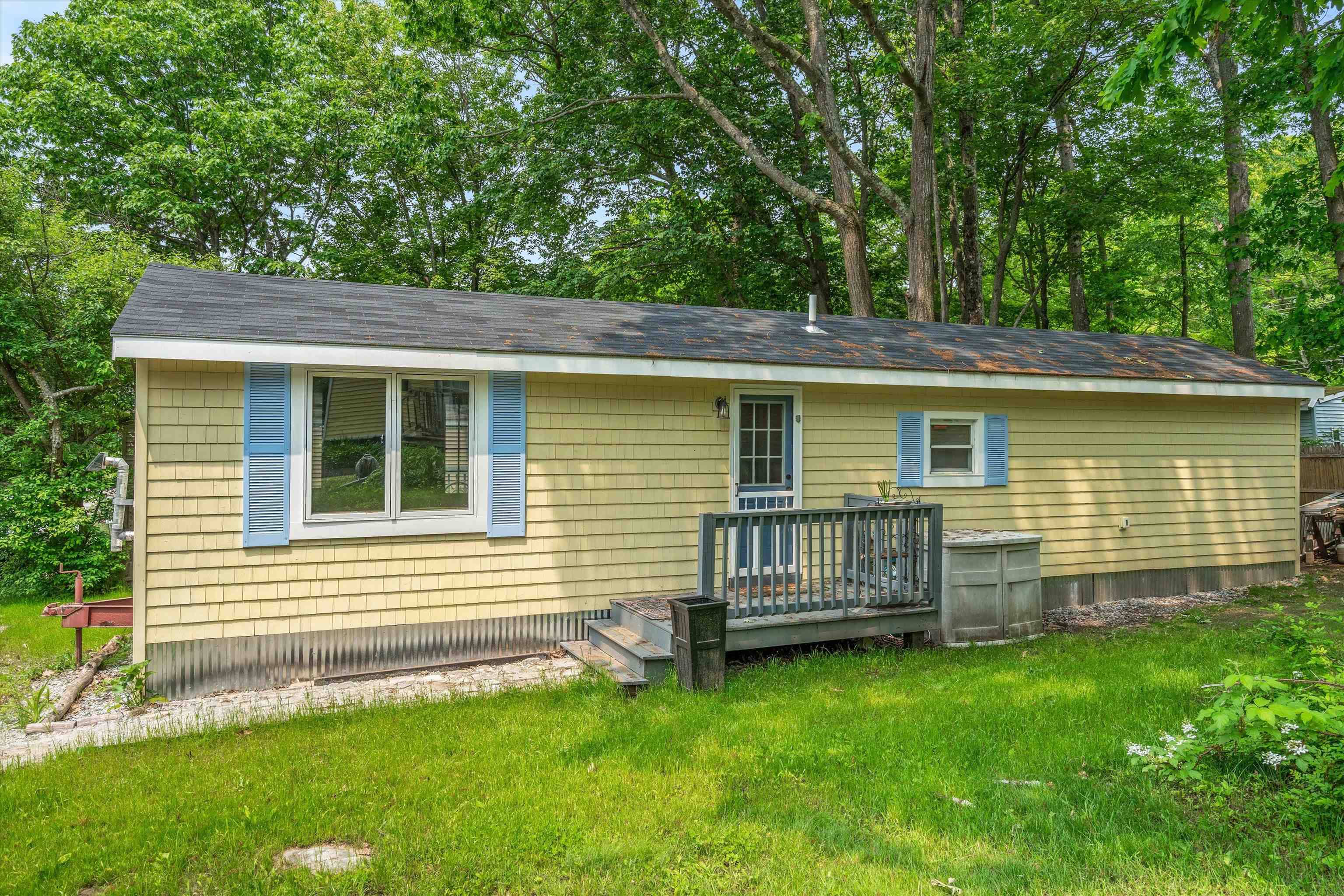 Allenstown, NH 03275,8 Bush AVE