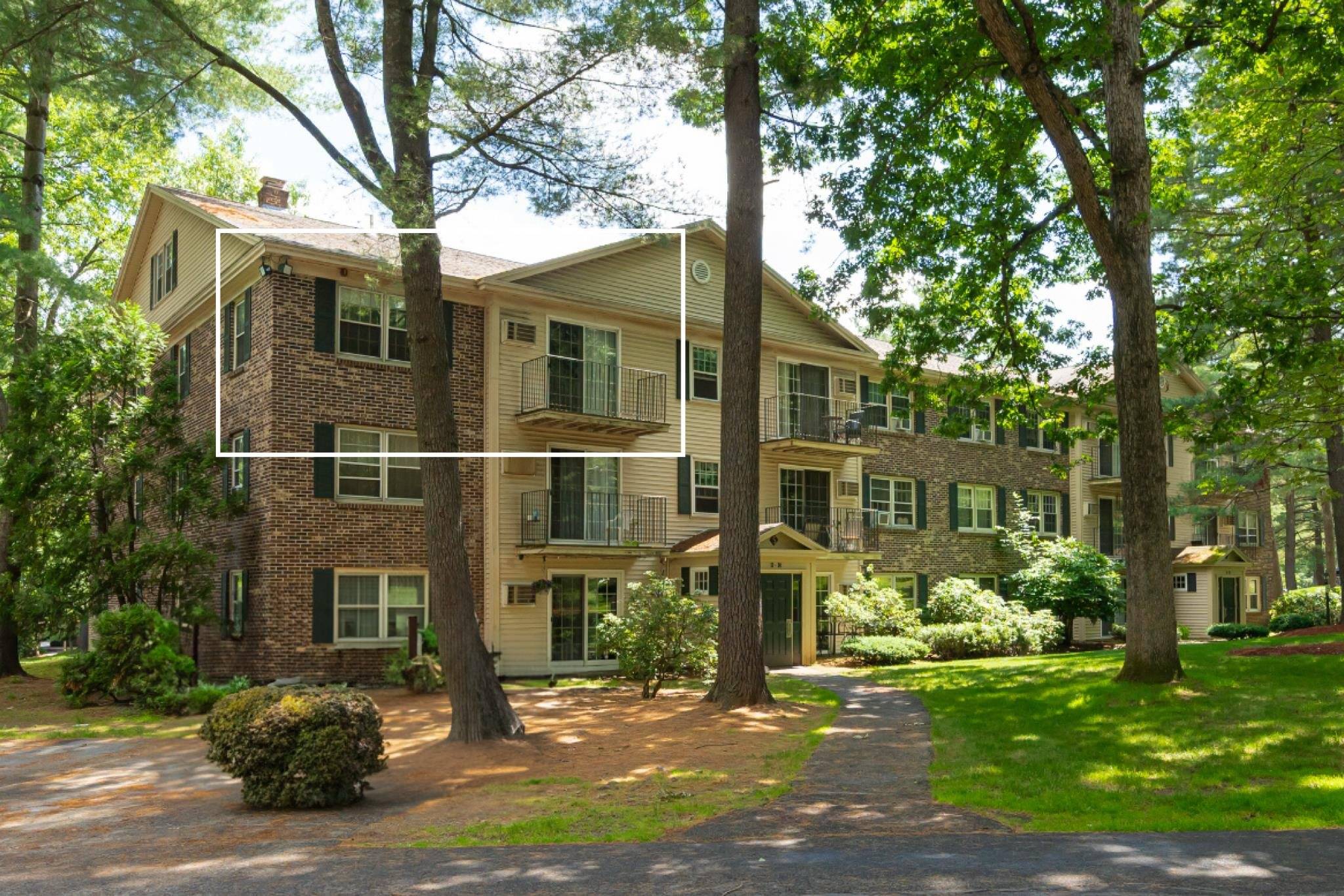 Nashua, NH 03060,5 Autumn Leaf DR #24