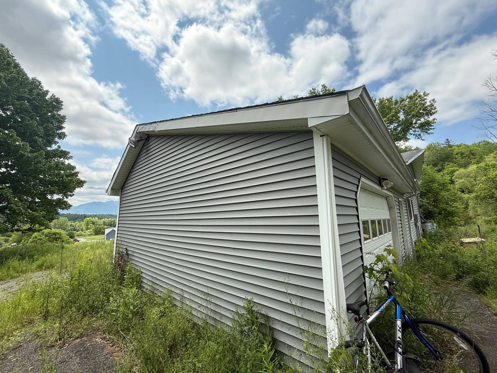 Cambridge, VT 05464,854 108 N Route