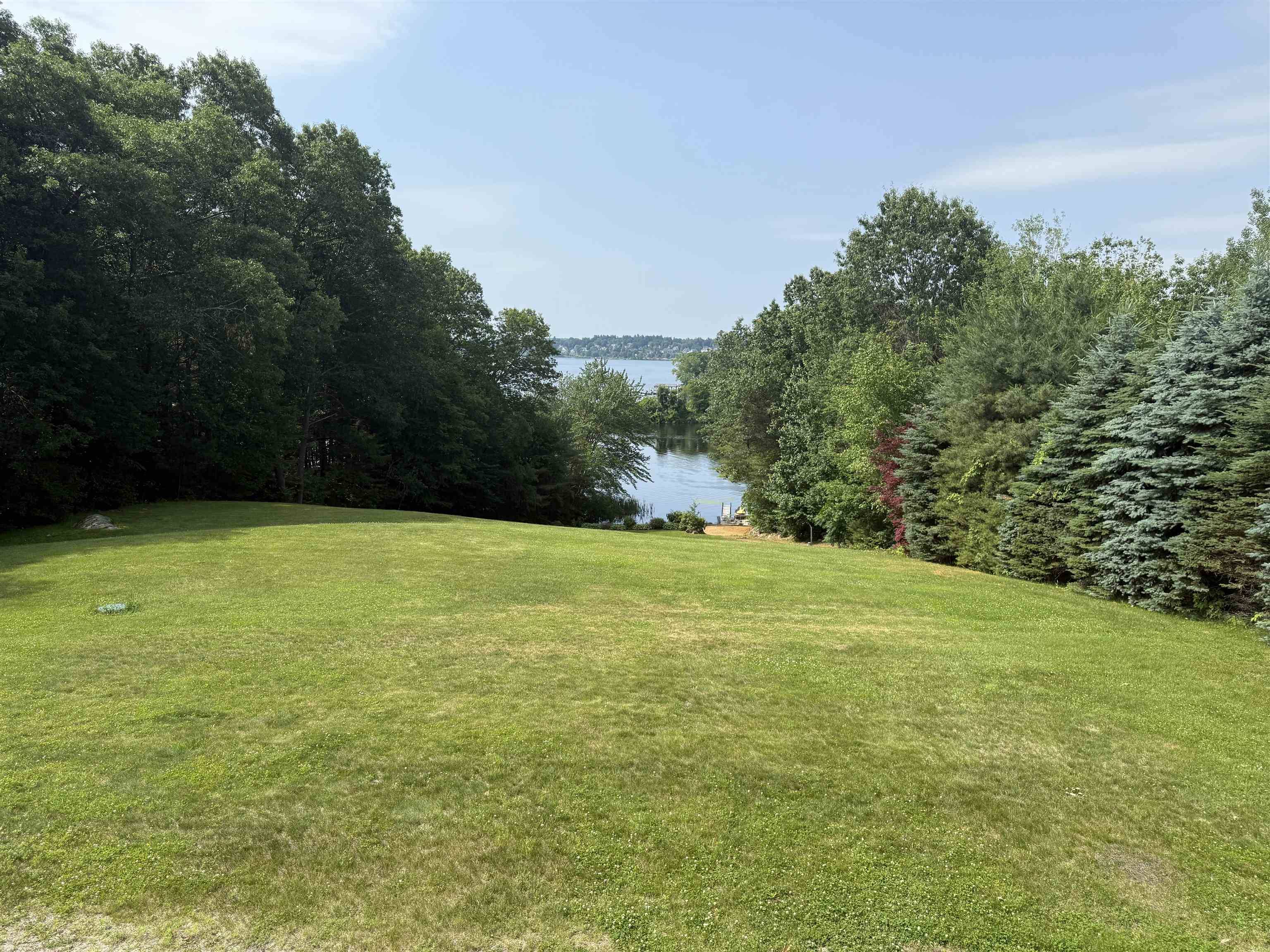 Laconia, NH 03246,116 Hilliard RD #1