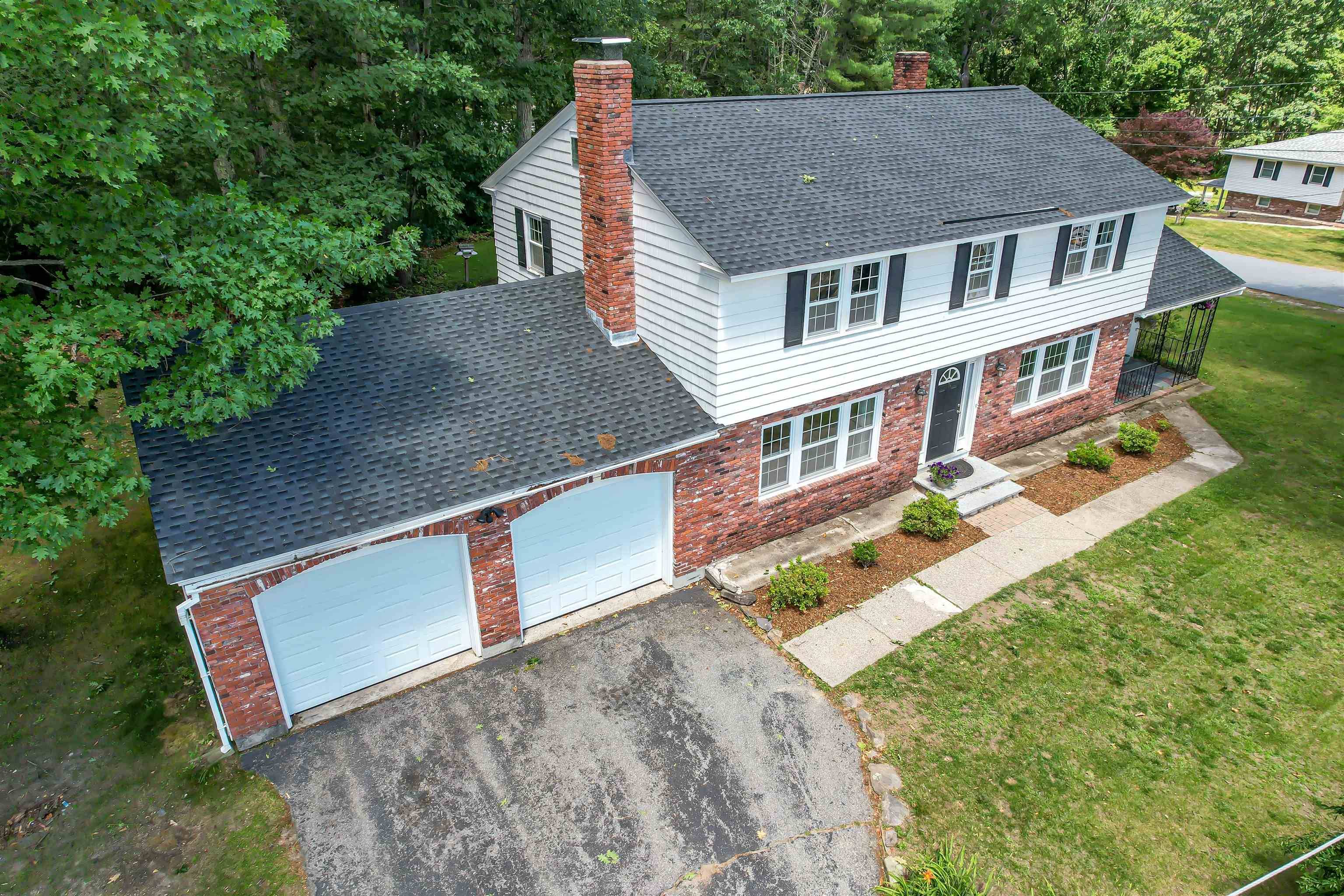 Pelham, NH 03076,2 Inwood CIR