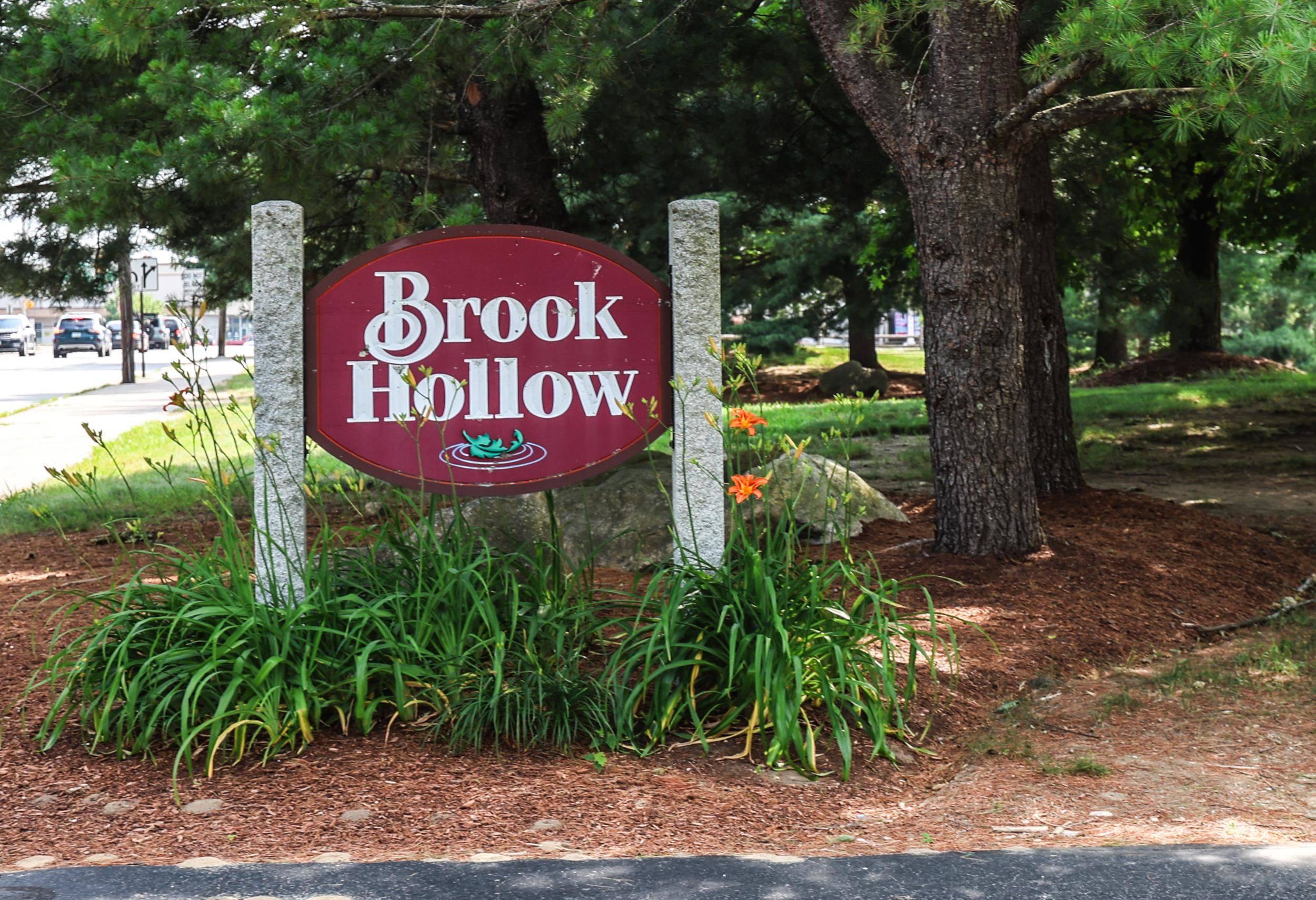 Manchester, NH 03103,38 Brook Hollow WAY