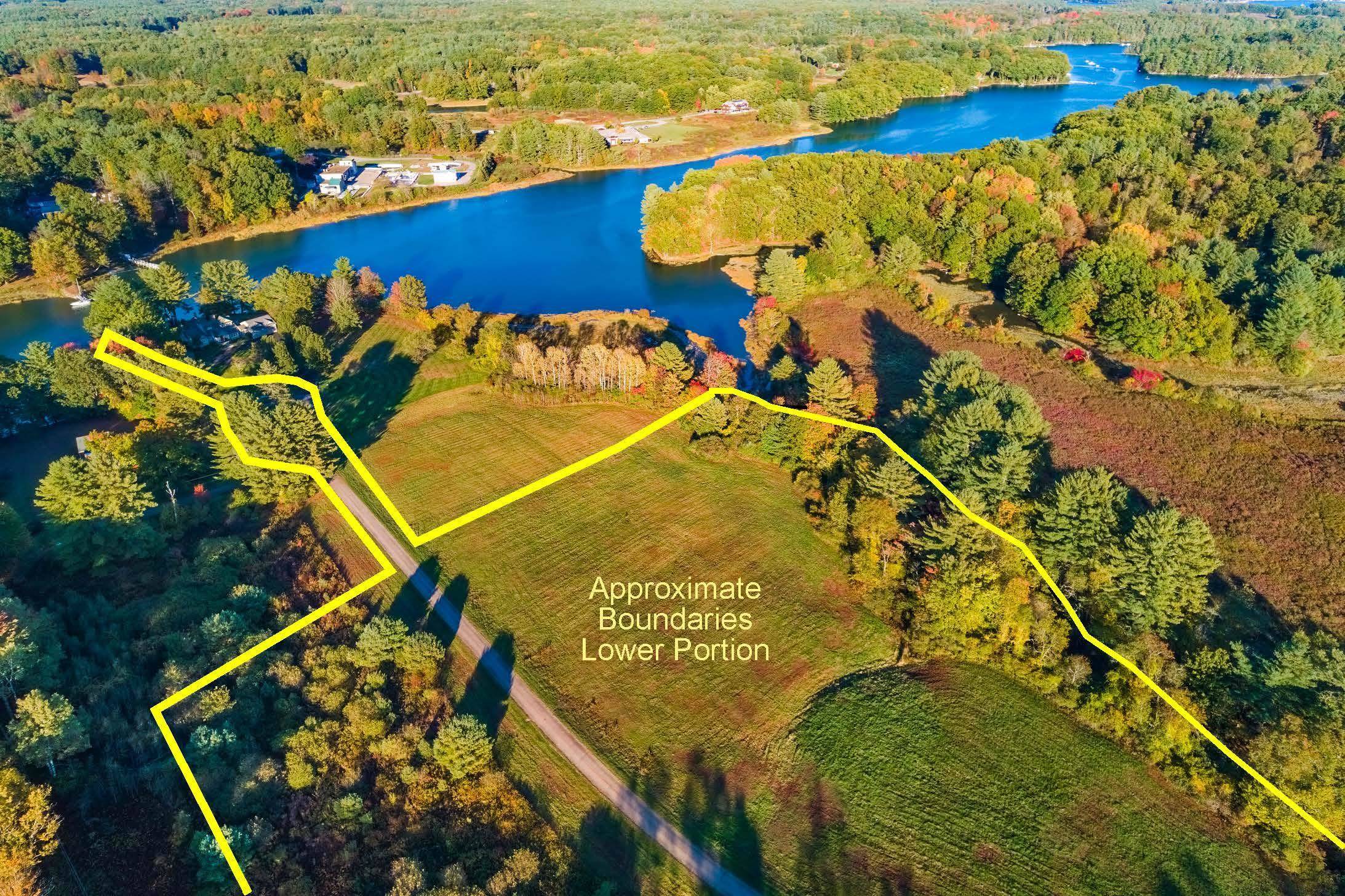 Durham, NH 03824,65 Durham Point RD