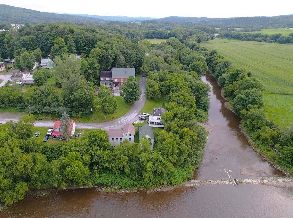 Richford, VT 05476,60 Powell ST