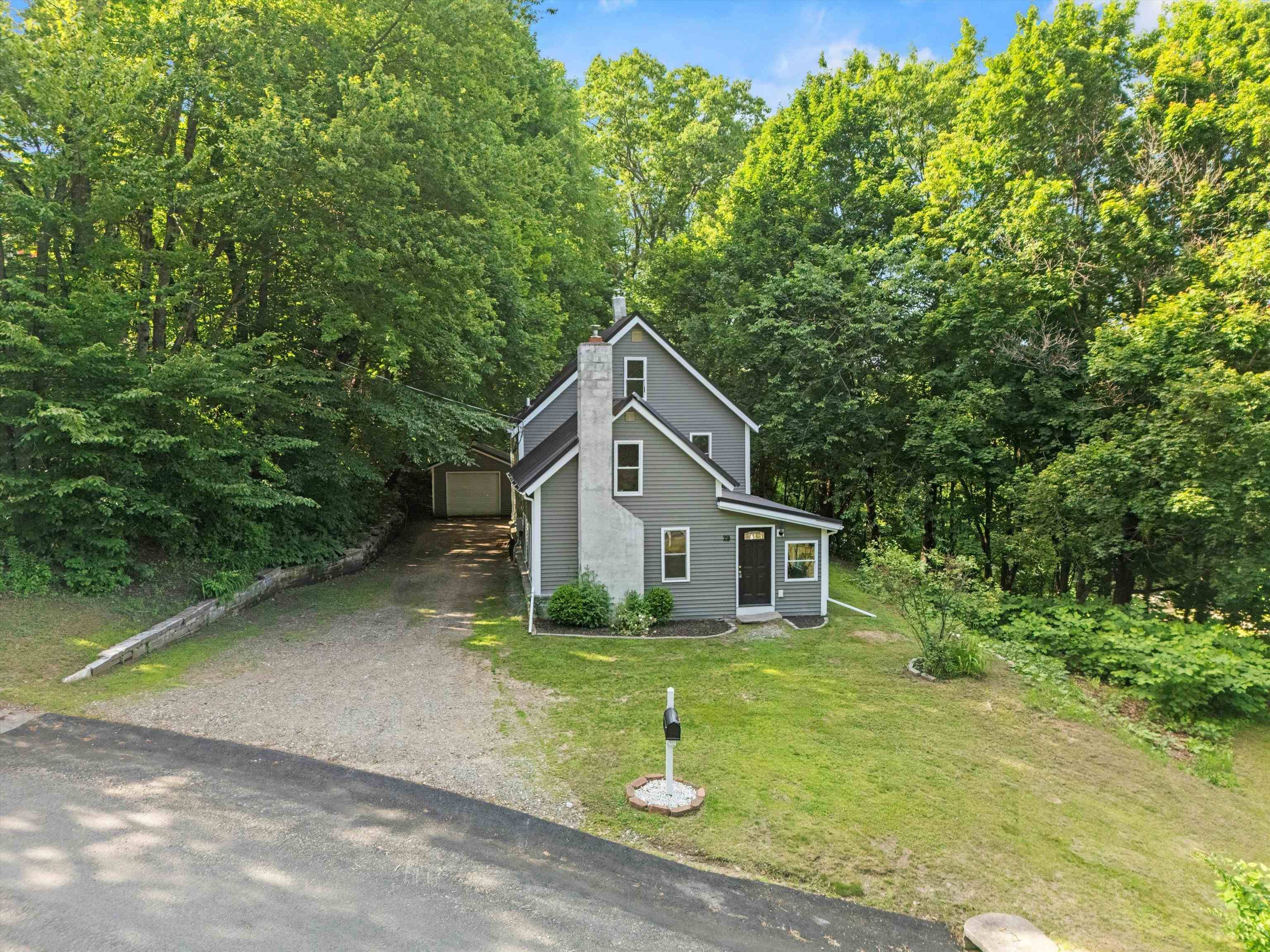 Franklin, NH 03235,29 Summit ST