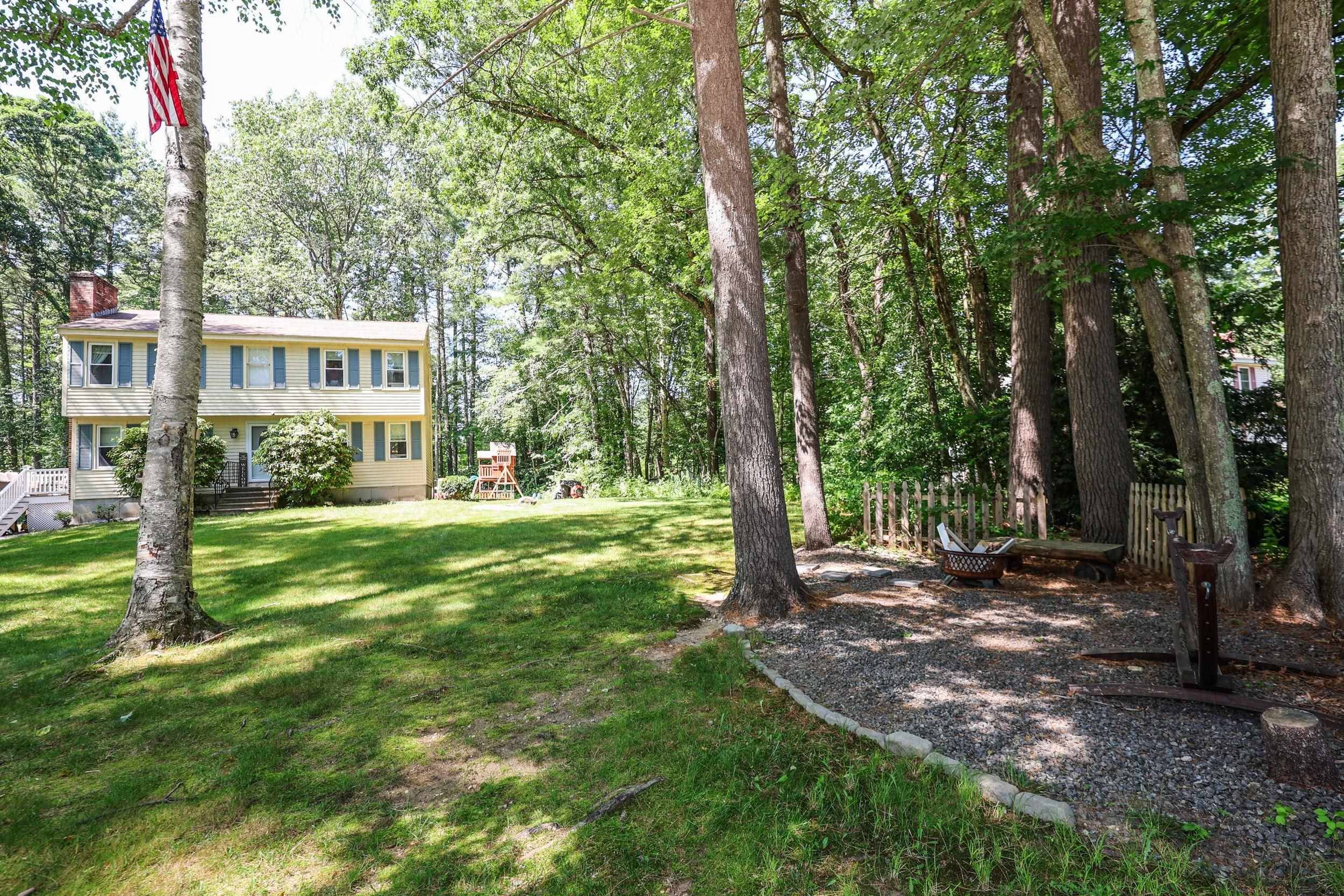 Londonderry, NH 03053,26 Wilshire DR