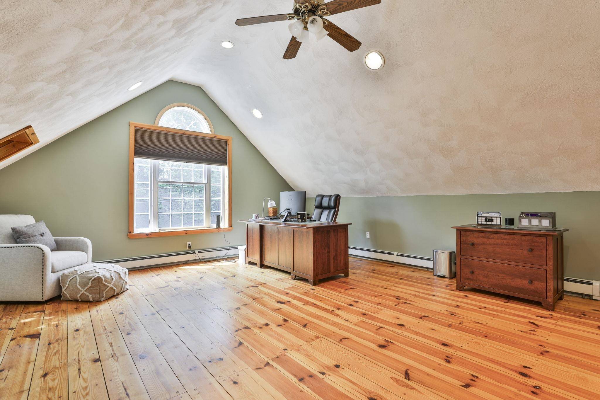 Milford, NH 03055,495 Mason RD