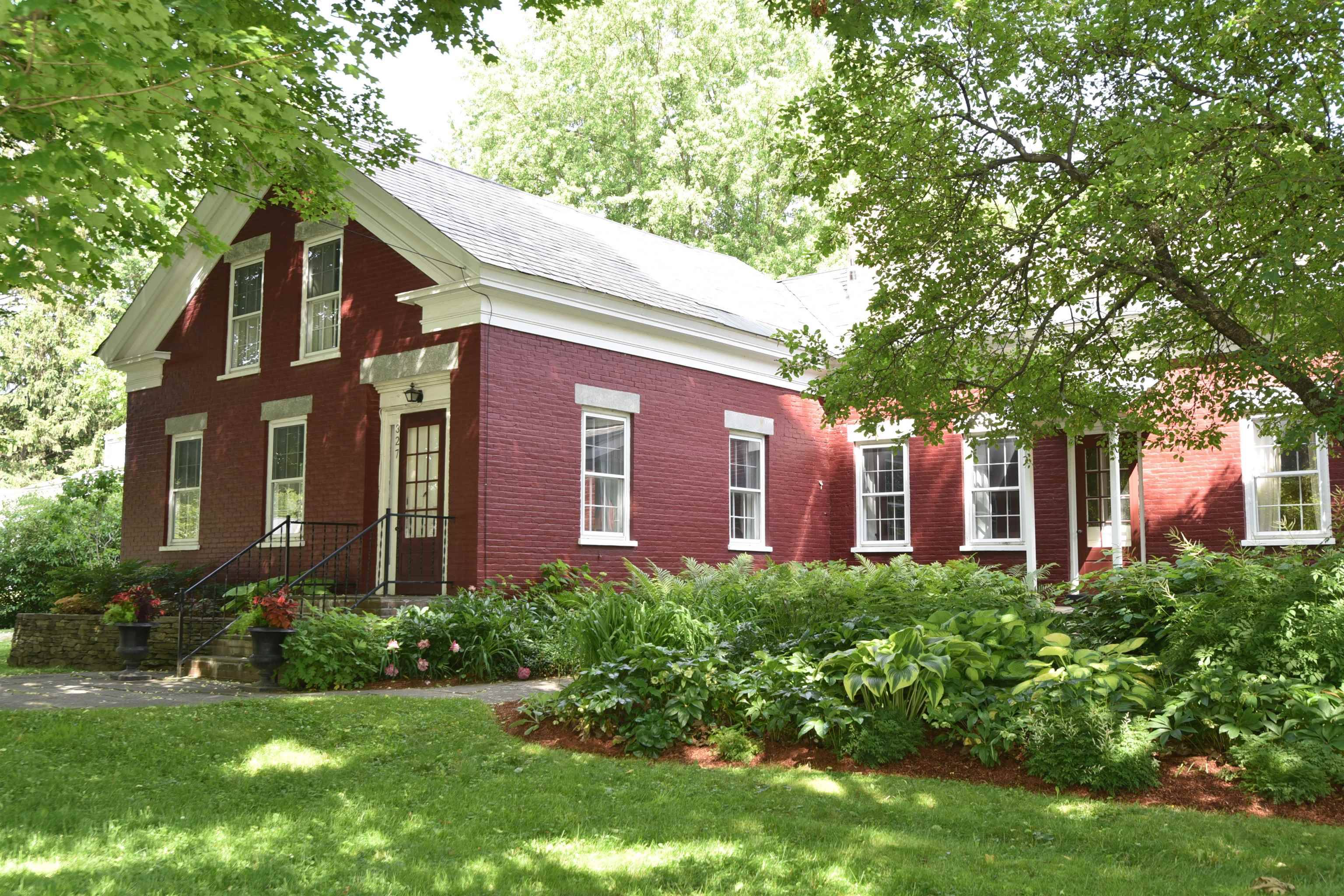 Jericho, VT 05465,327 Browns TRCE