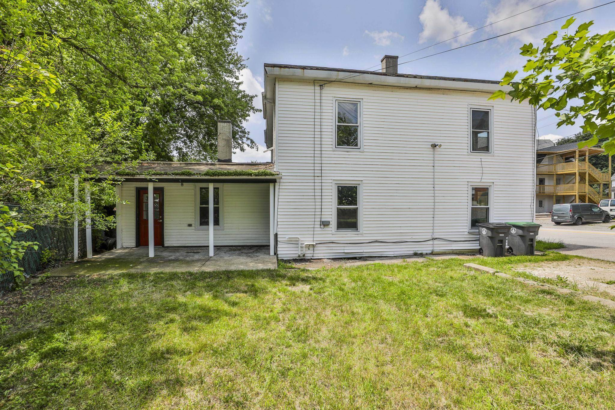 Pembroke, NH 03275,52 Front ST #52