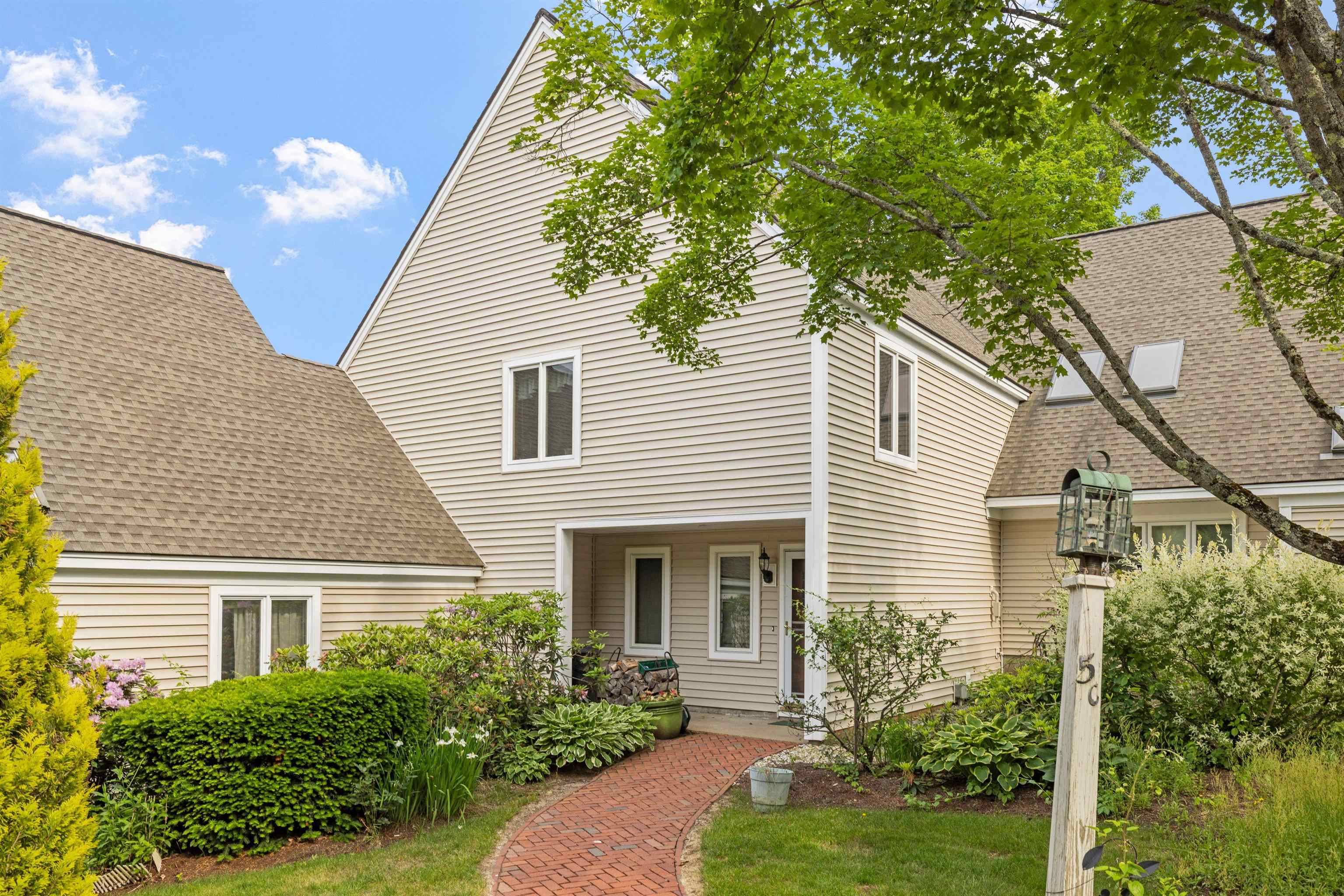 Laconia, NH 03246,5 Fells WAY #C