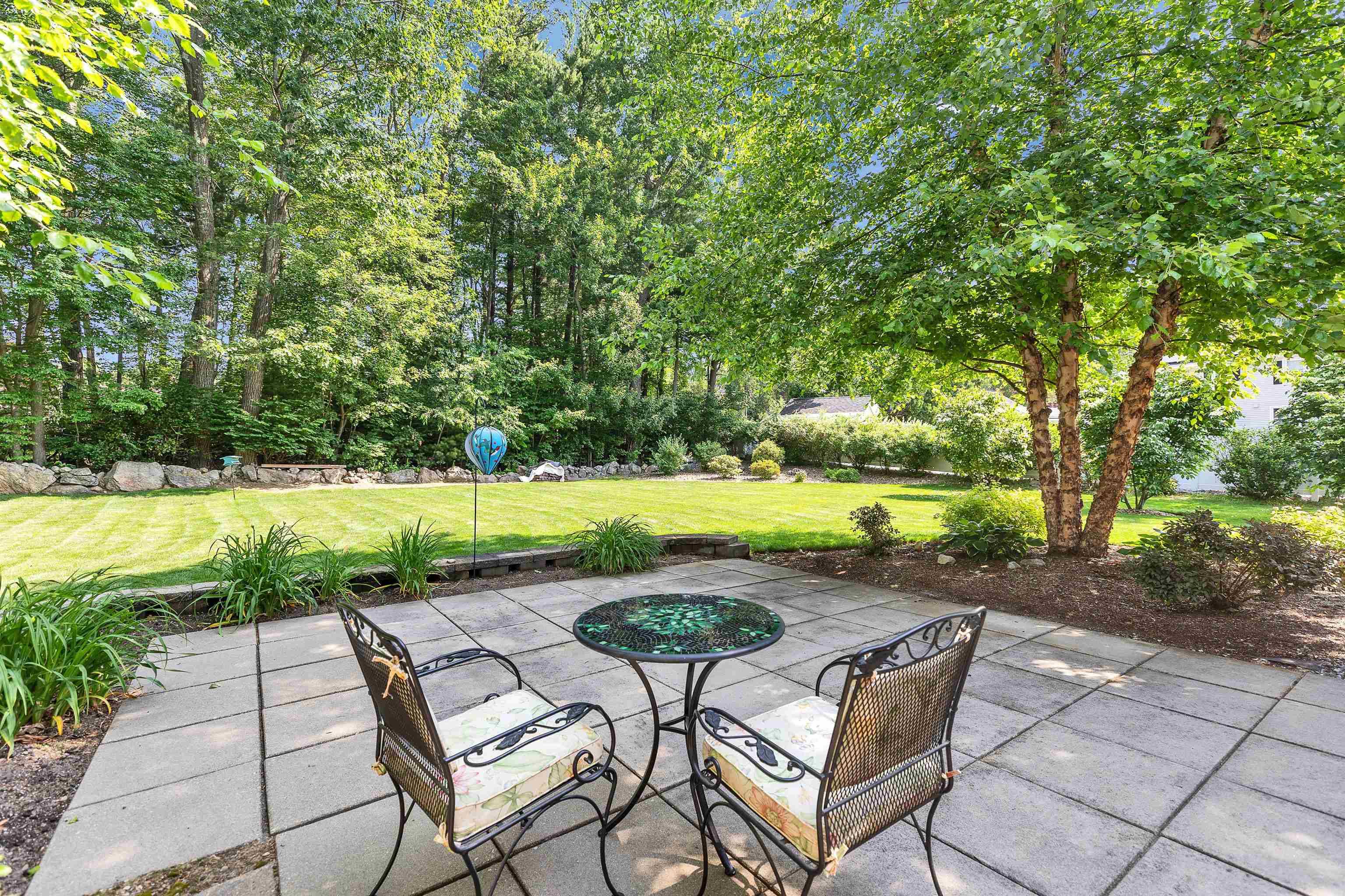 Manchester, NH 03109,401 Woodcrest CT