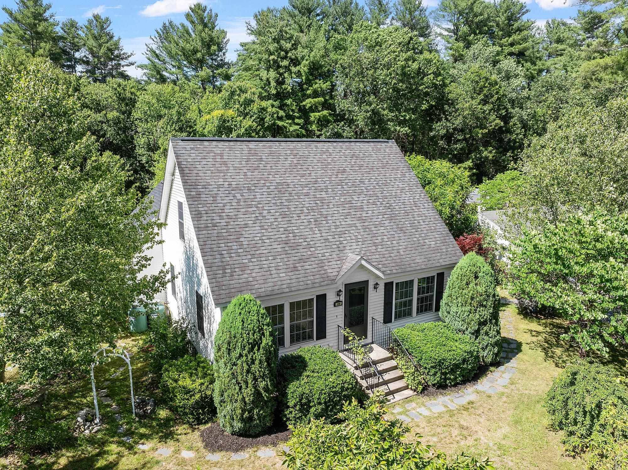 Pelham, NH 03076,26 WILLOW ST