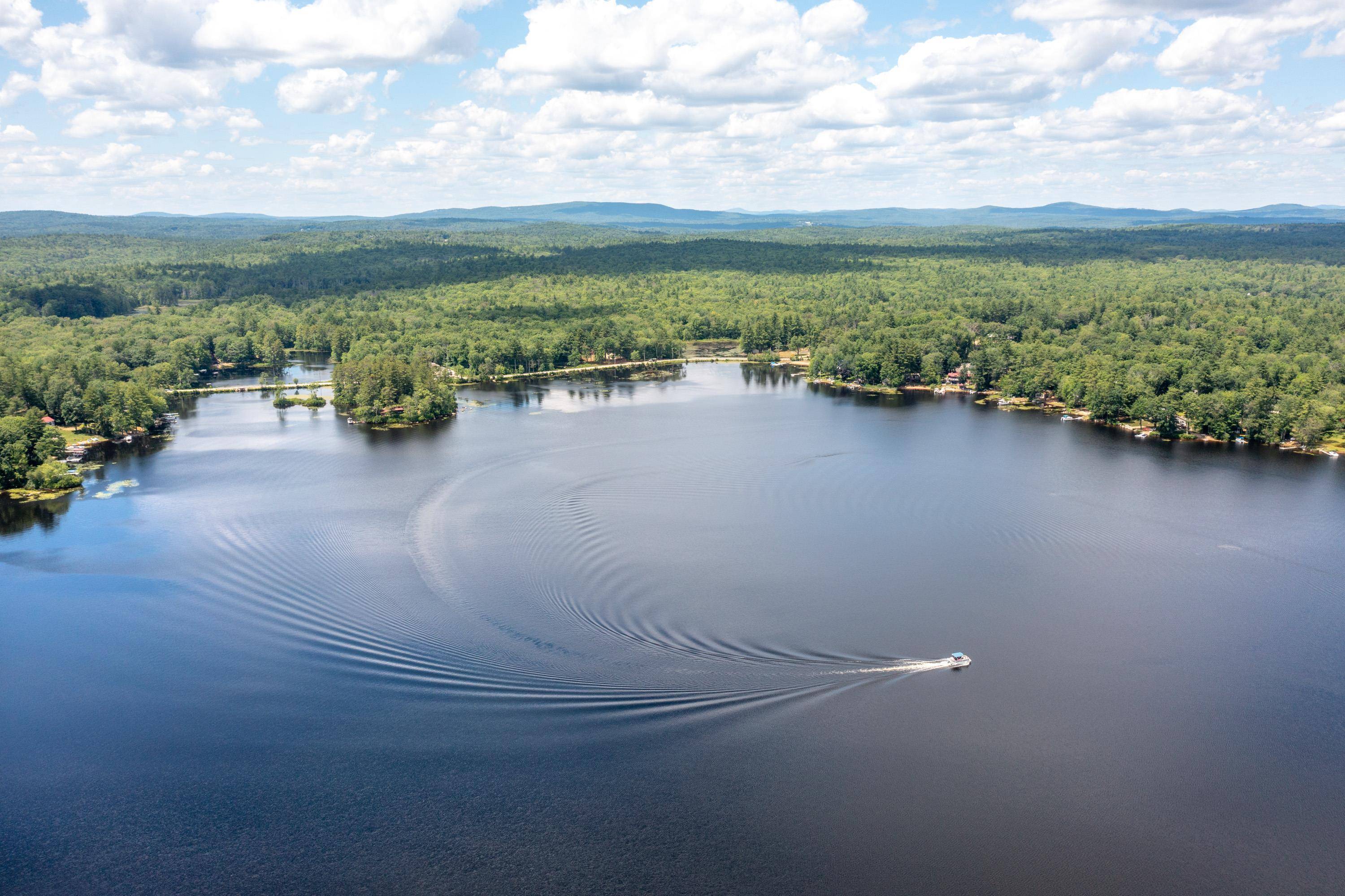 Barrington, NH 03825,396 Mica Point RD
