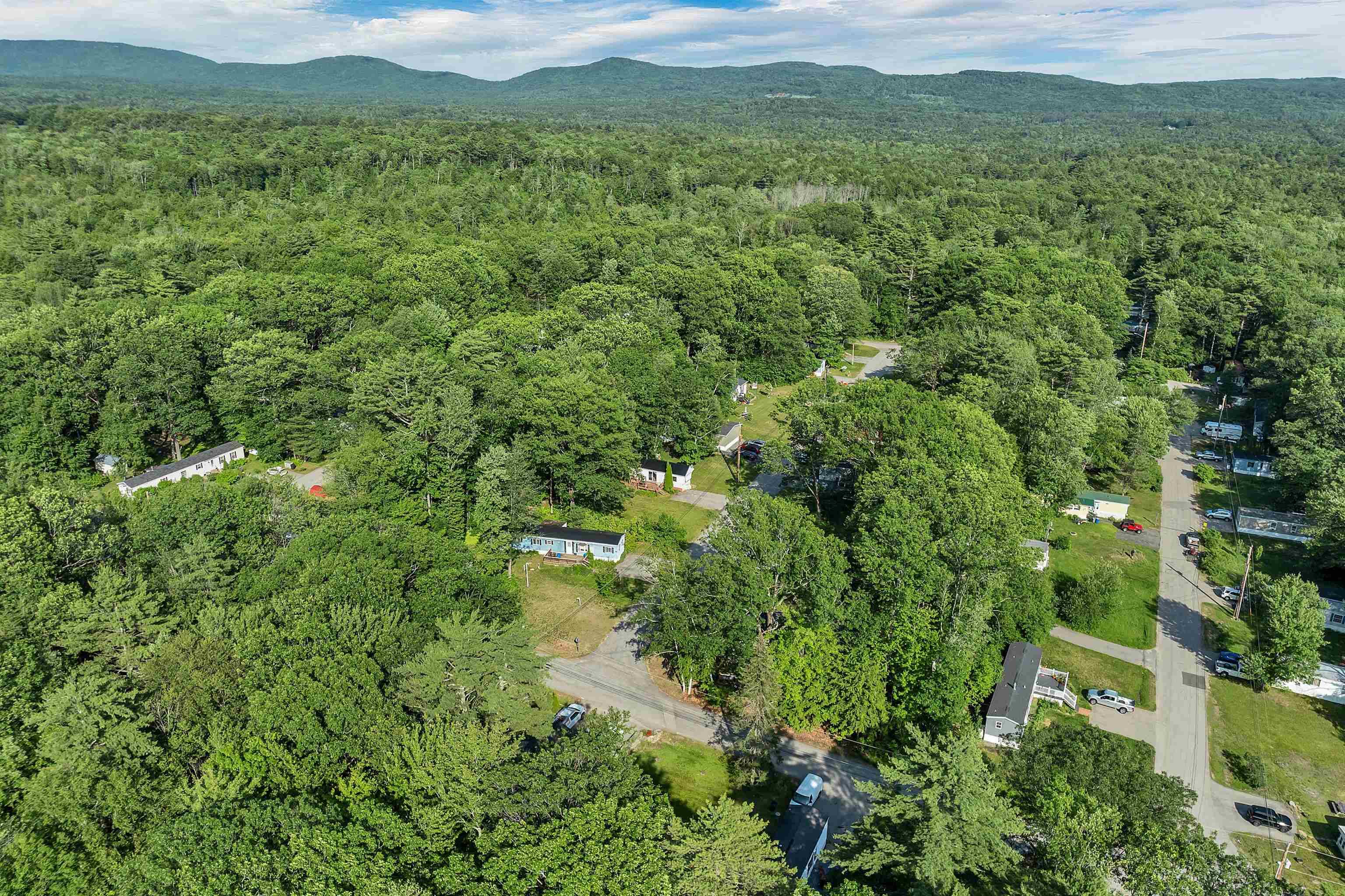 Belmont, NH 03220,5 Deer LN
