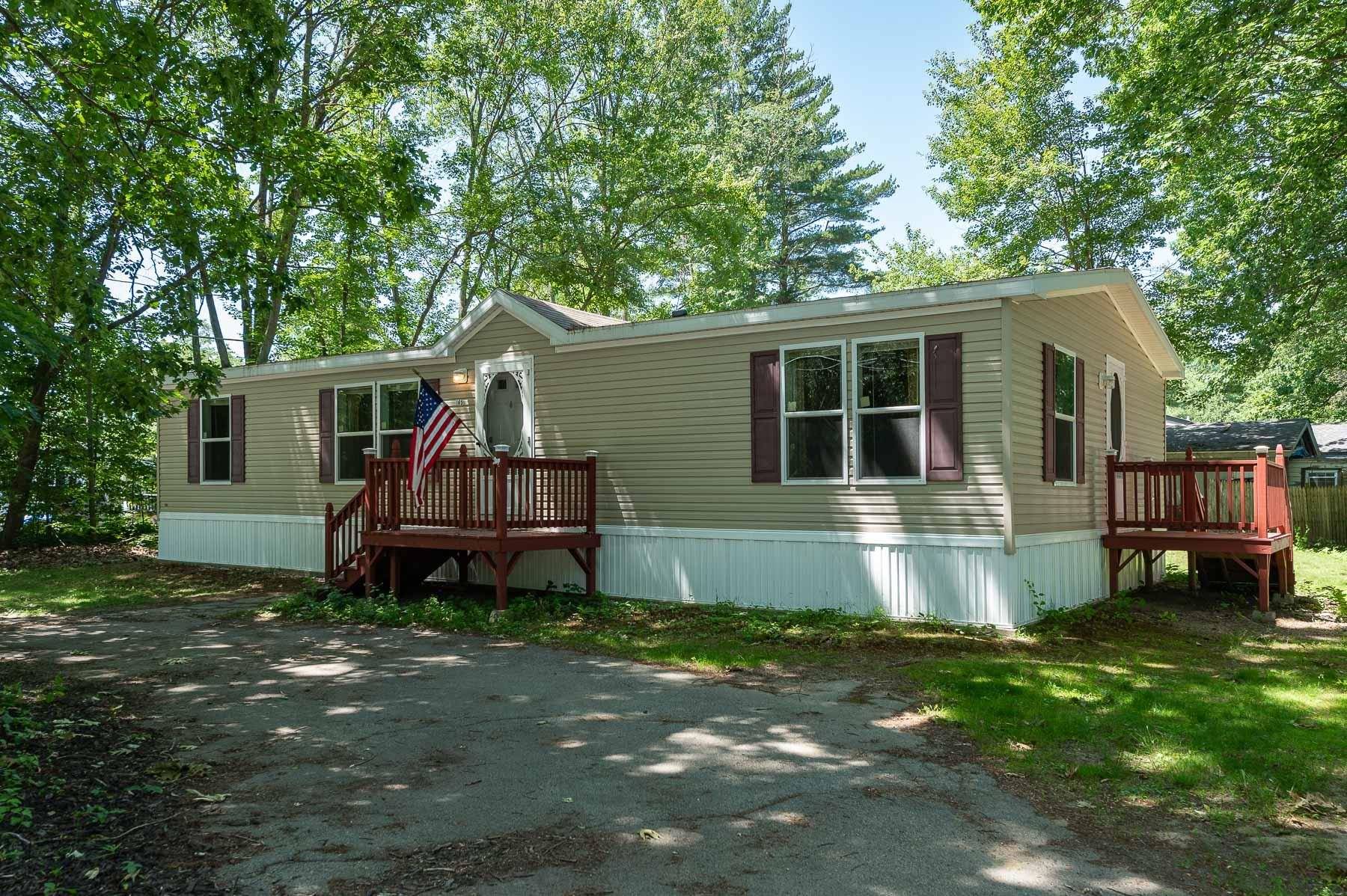 Exeter, NH 03833,105 Linden ST
