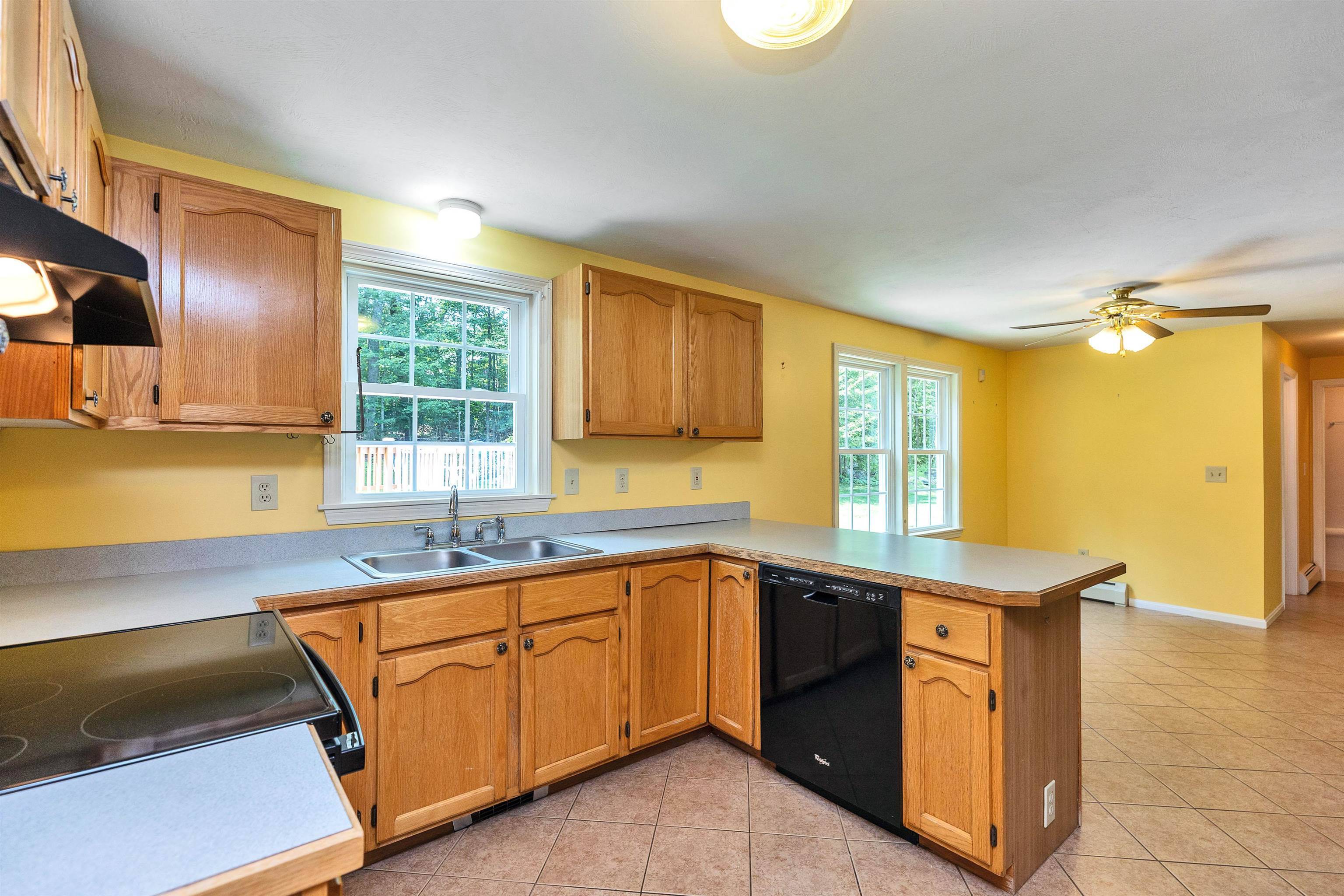 Hooksett, NH 03106-1961,21 Winter DR