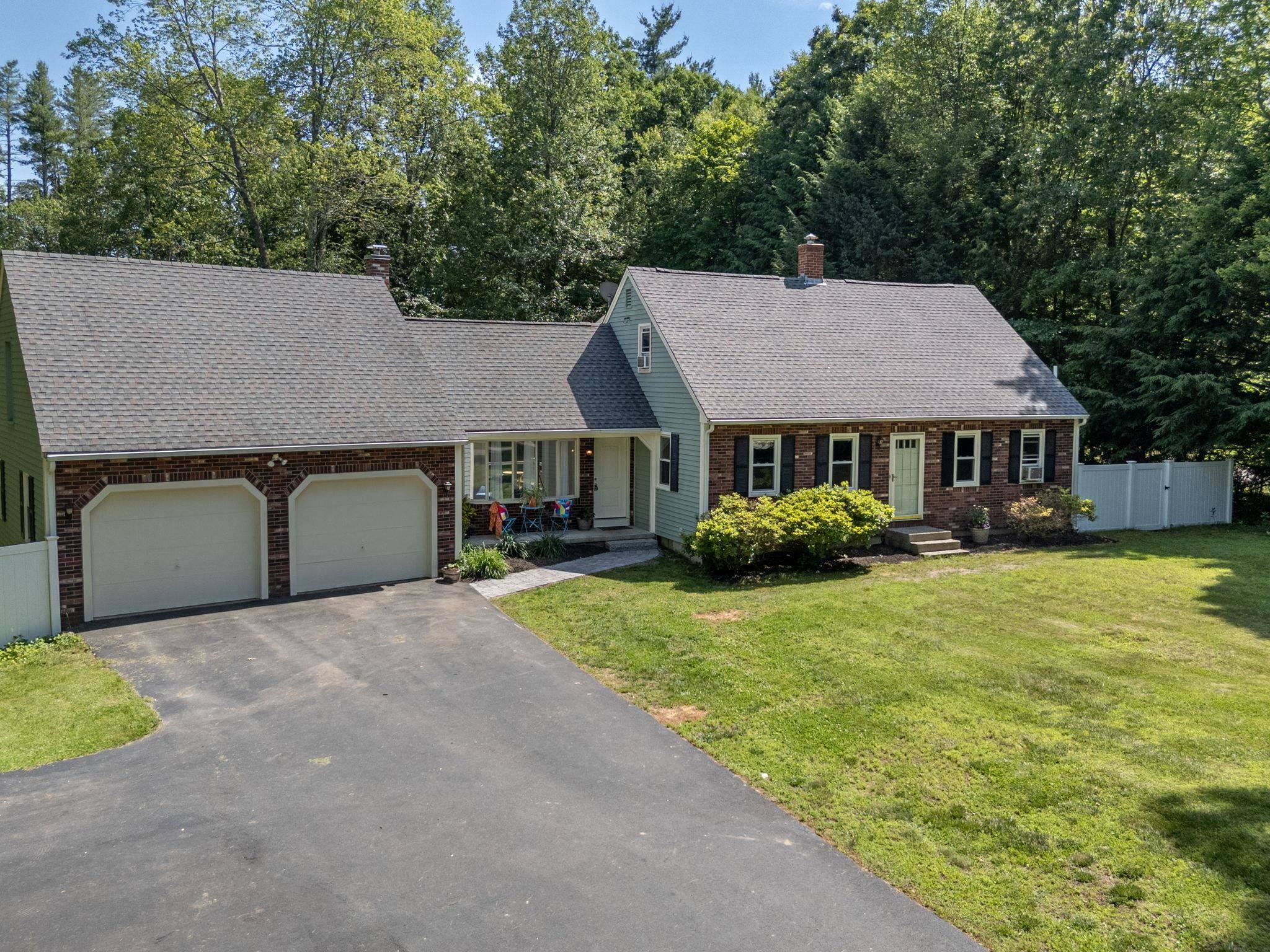 Merrimack, NH 03054,5 Catskill DR