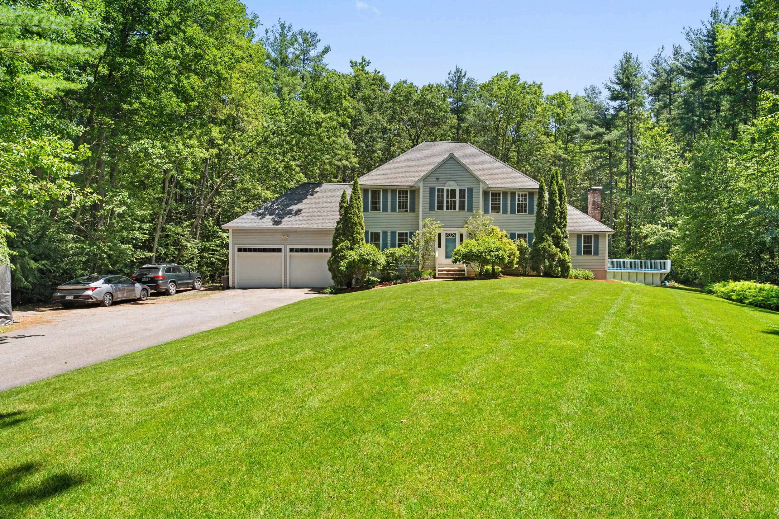 Londonderry, NH 03053,7 Lorraine DR