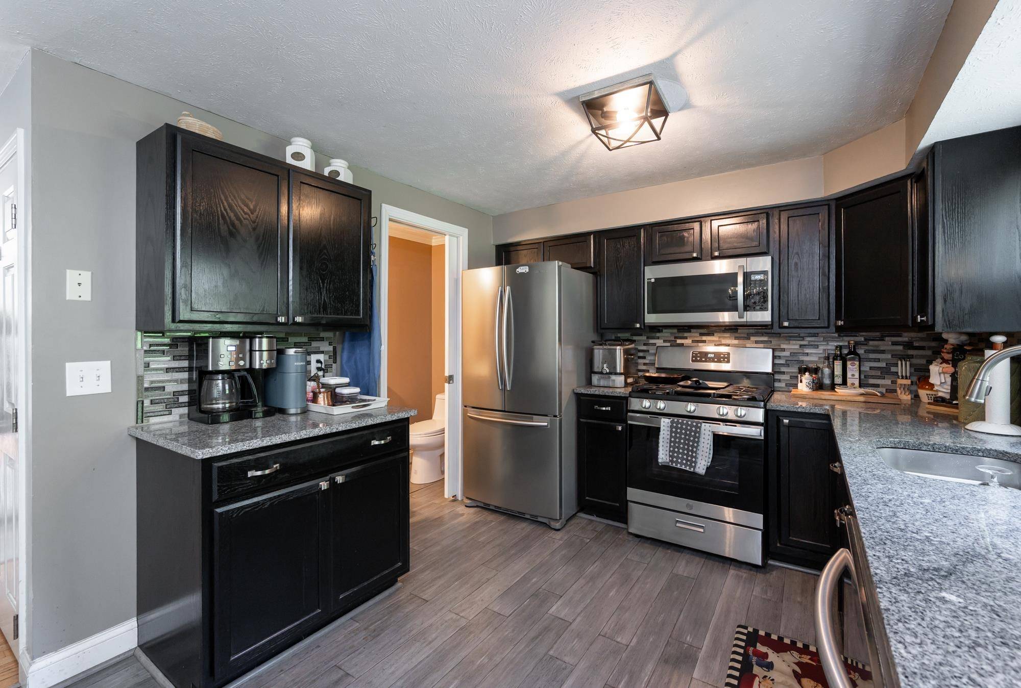 Manchester, NH 03104,39 Derryfield CT