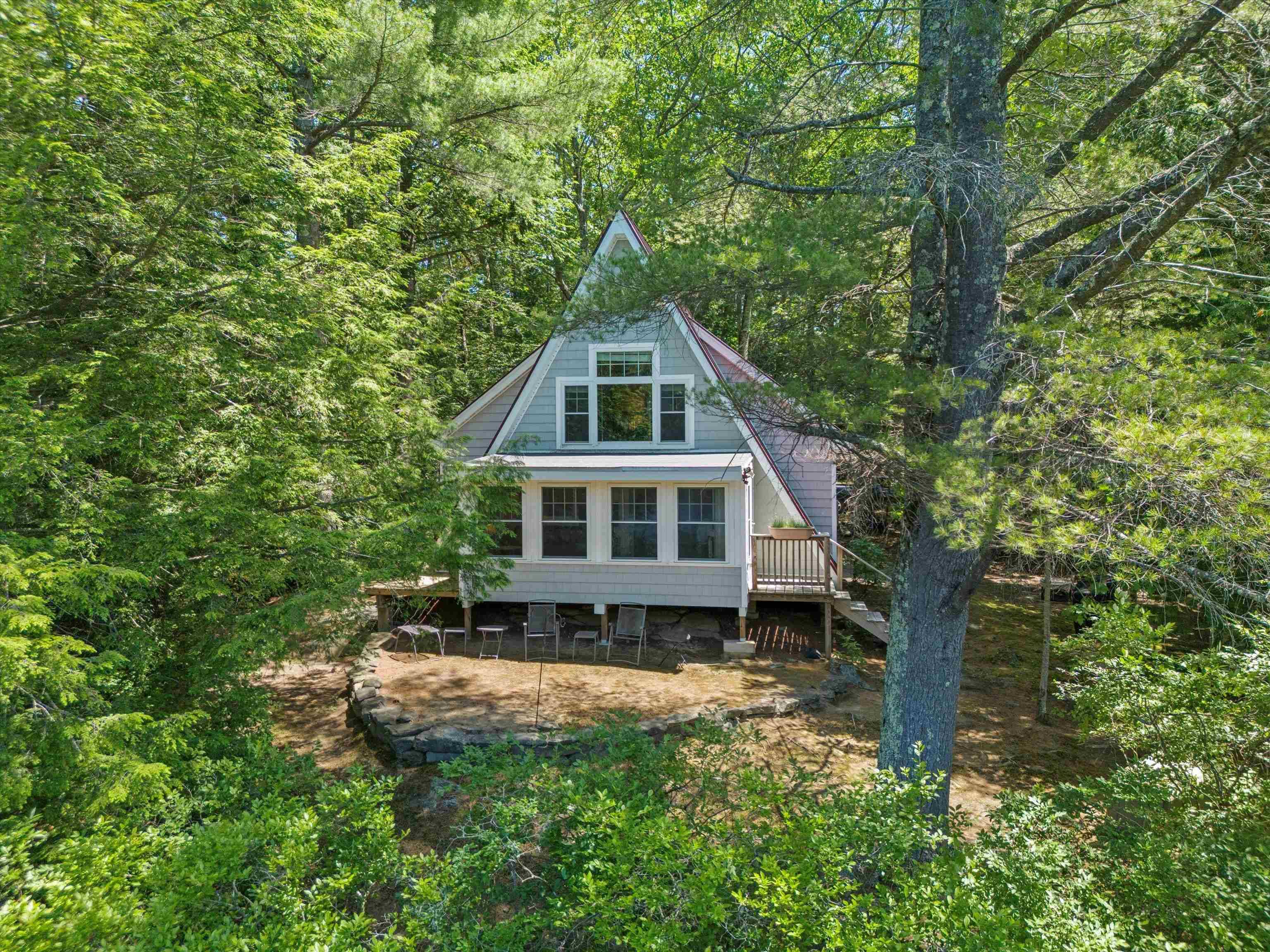 Deering, NH 03244,73 Lost LN