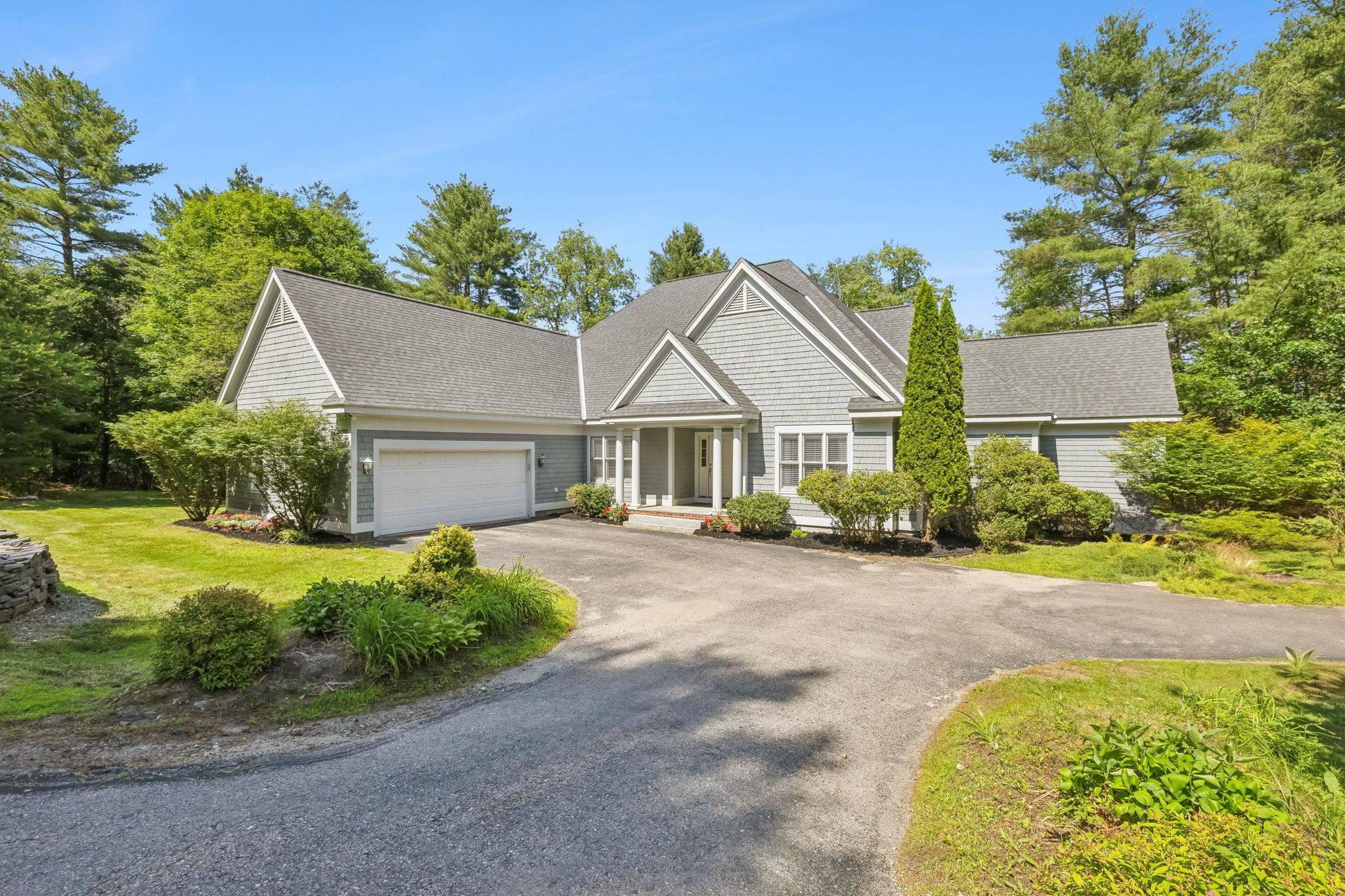 Keene, NH 03431,24 Base Hill RD