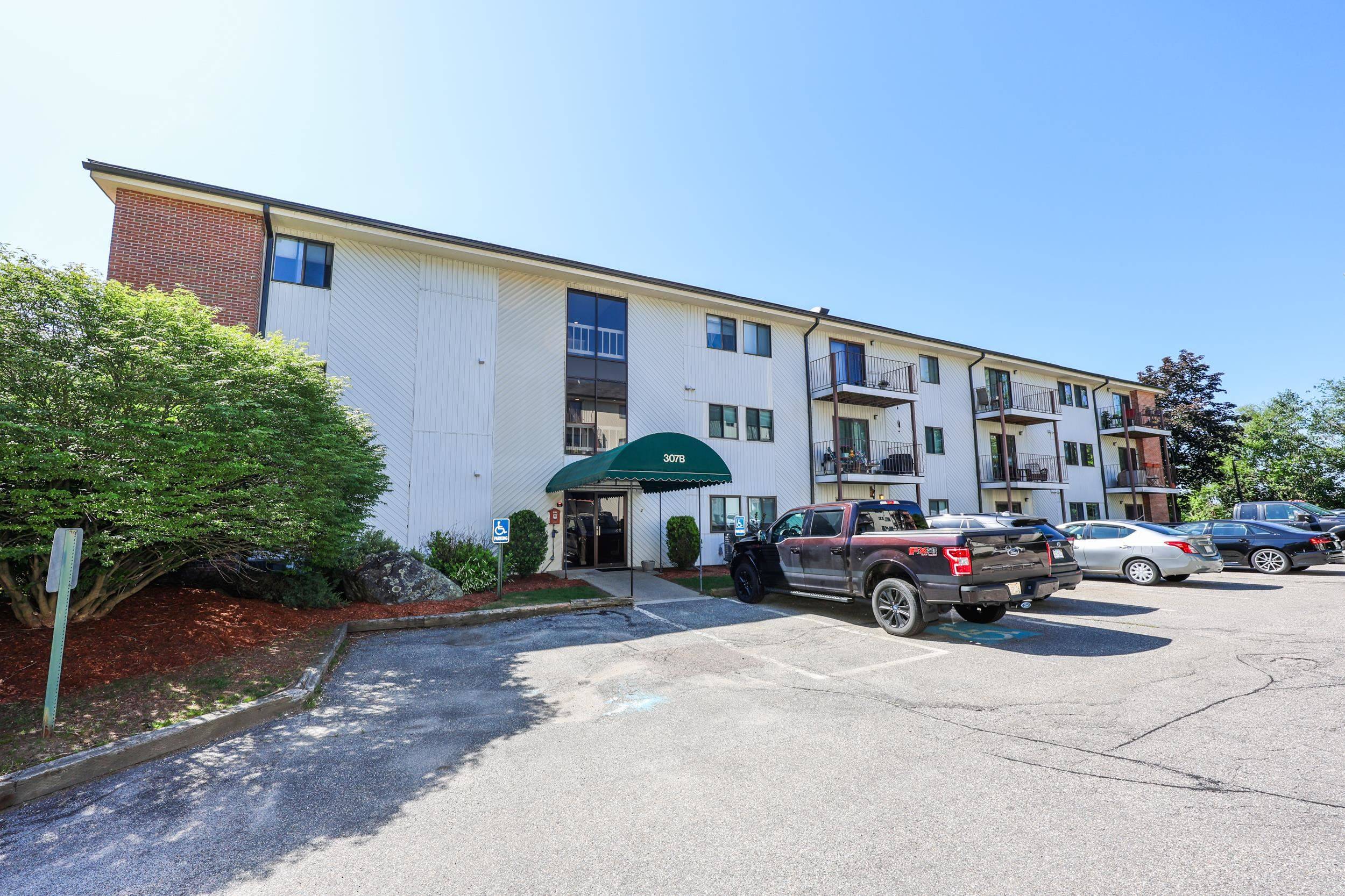 Nashua, NH 03063,307B Amherst ST #127