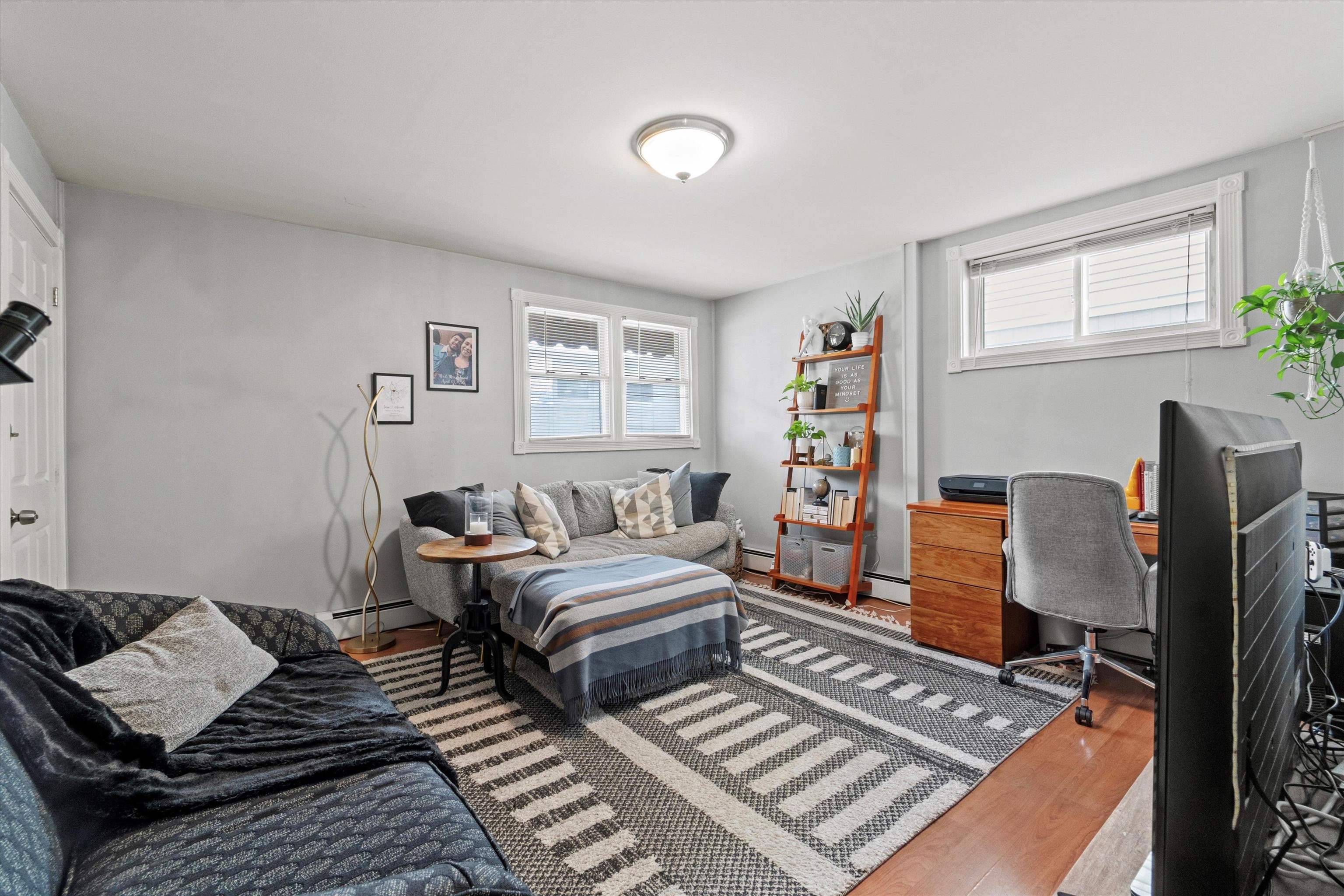 366 Kelley ST Manchester, NH 03102
