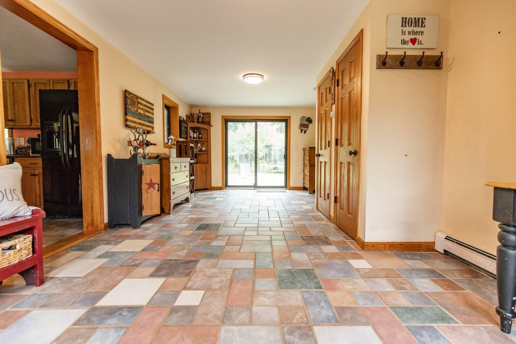 Weare, NH 03281,435 Old Francestown RD