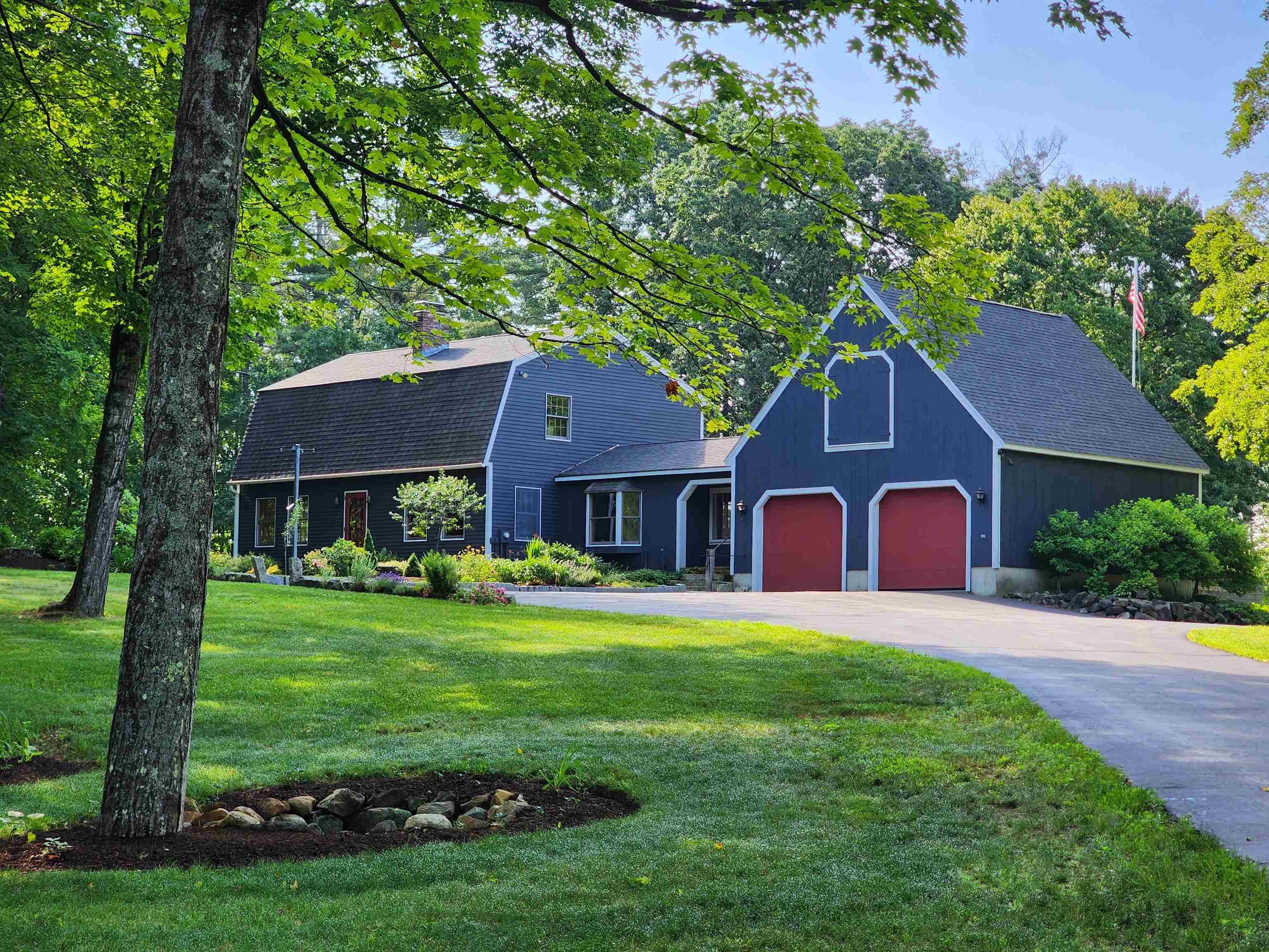 Hopkinton, NH 03229,1055 Pine ST