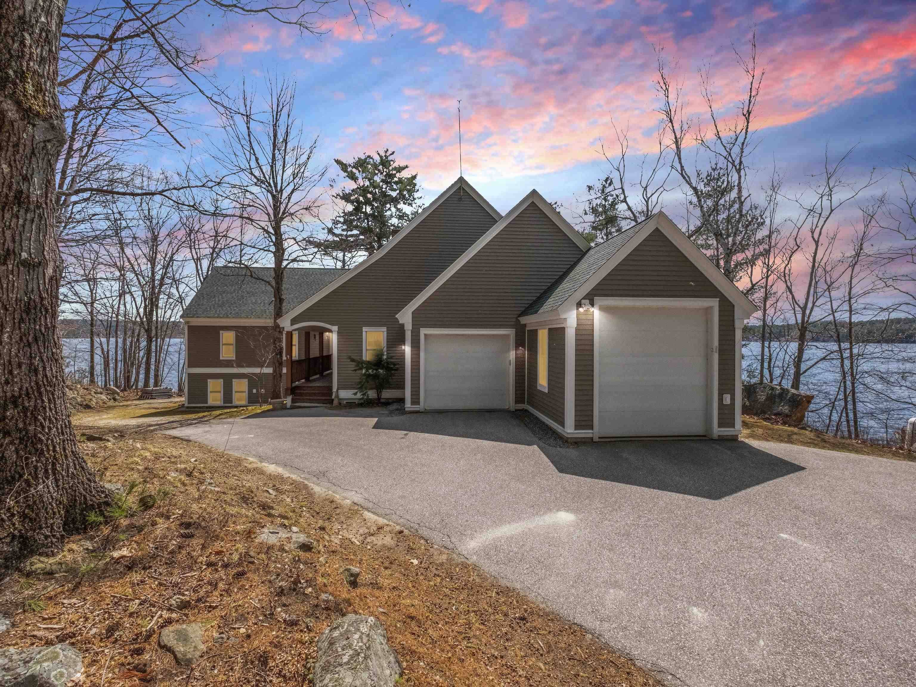 Laconia, NH 03246,432 Shore DR