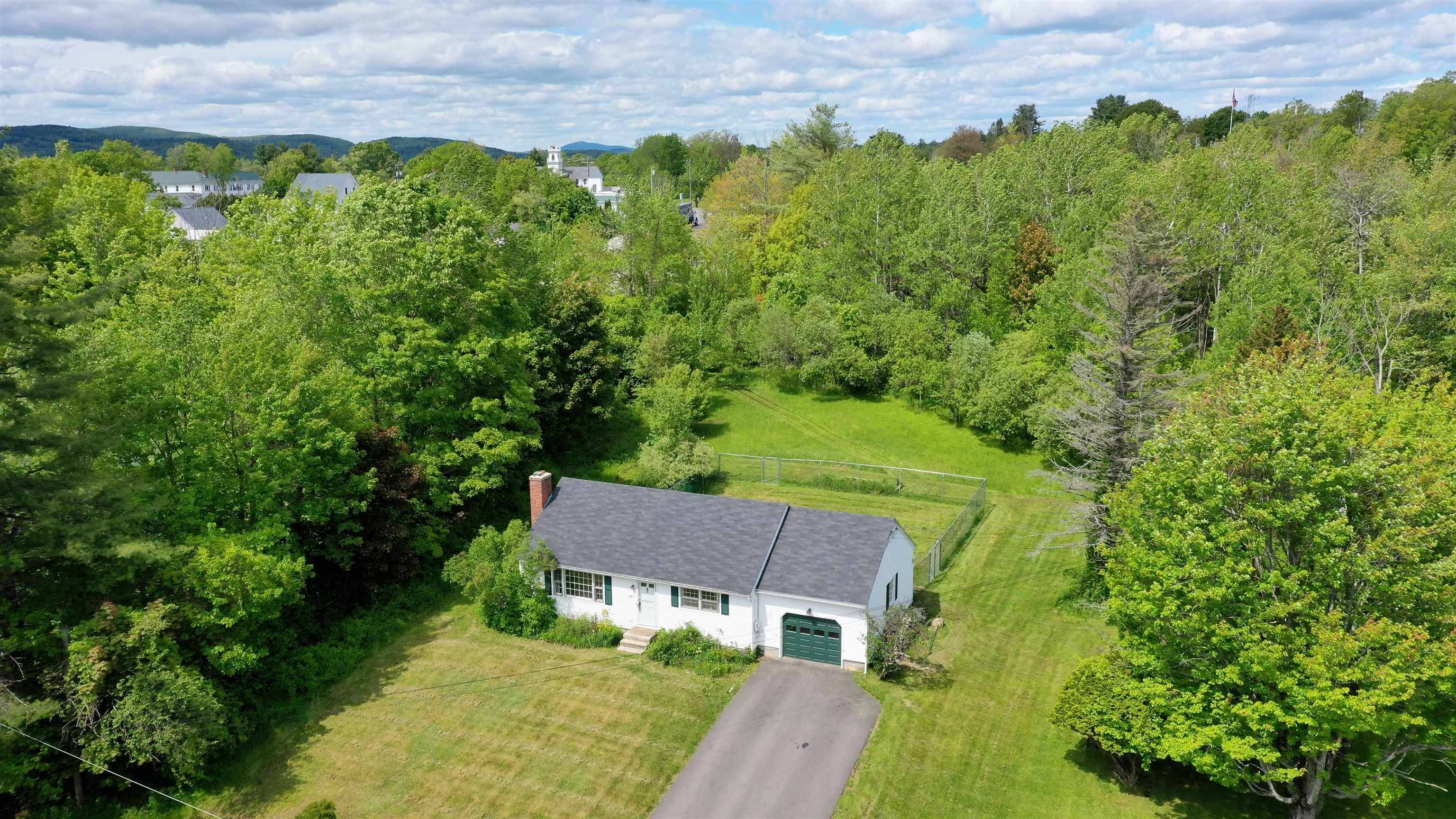 New London, NH 03257,281 Barrett RD