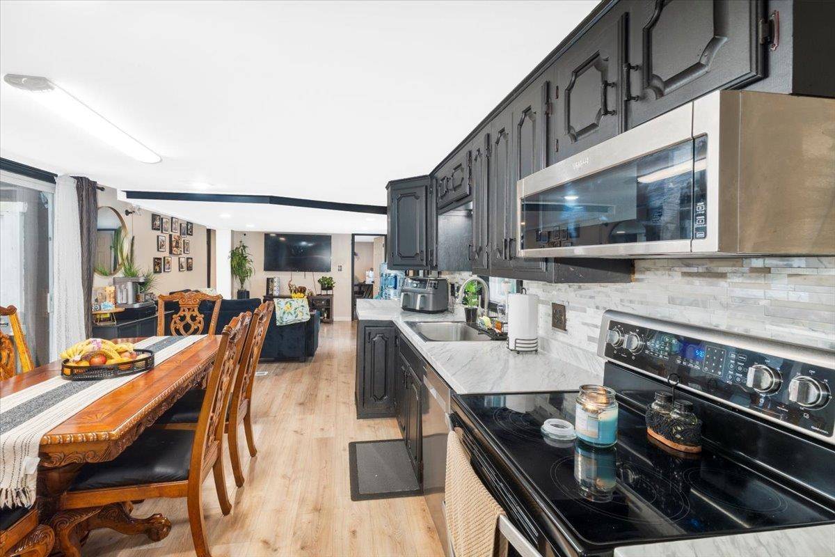 Allenstown, NH 03275,8 Fullam CIR