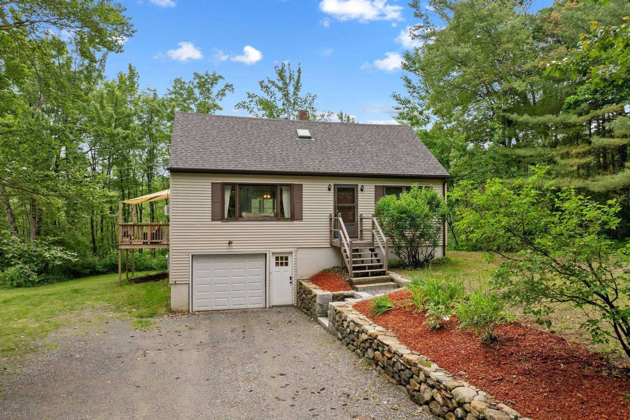 New Boston, NH 03070,569 Francestown RD