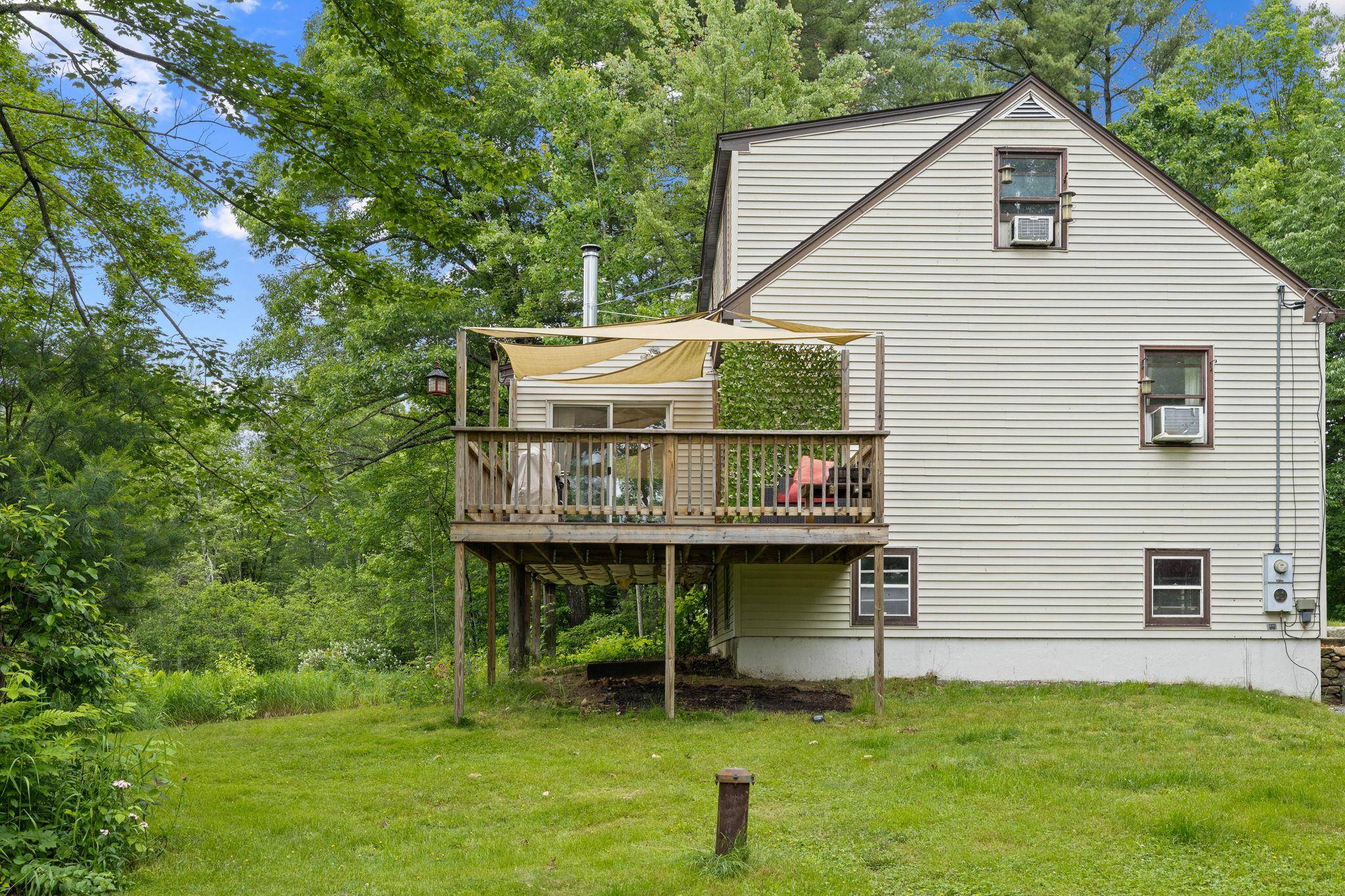 New Boston, NH 03070,569 Francestown RD
