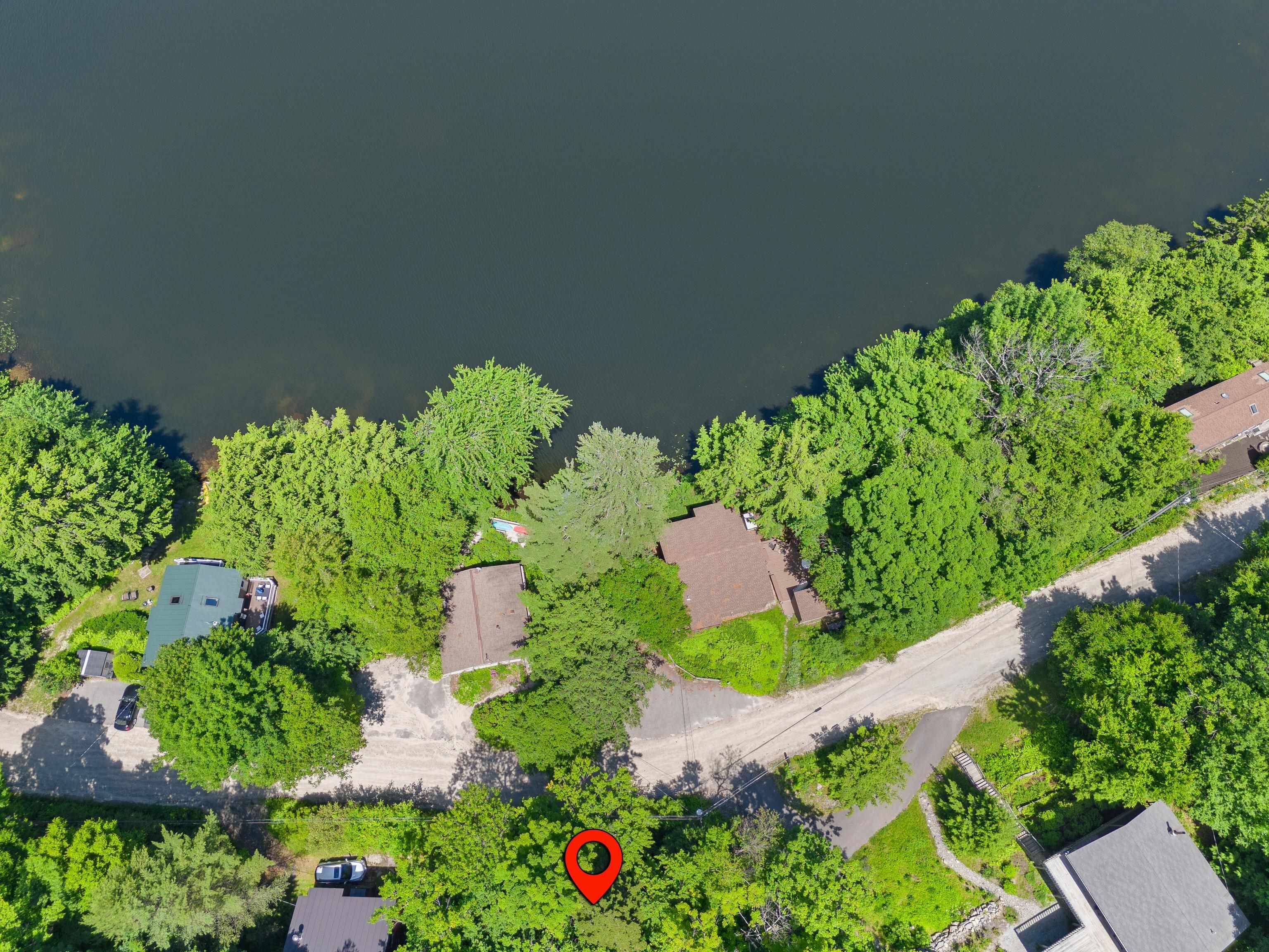 Newbury, NH 03255,81 Gerald DR