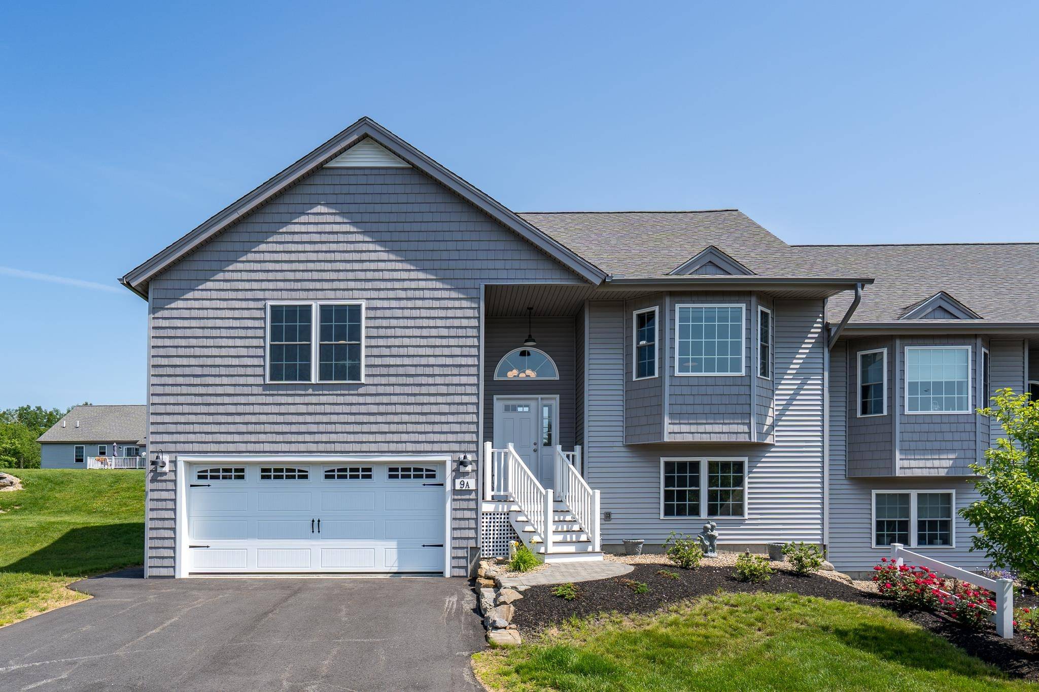 Epping, NH 03042,9 Lunas AVE #A