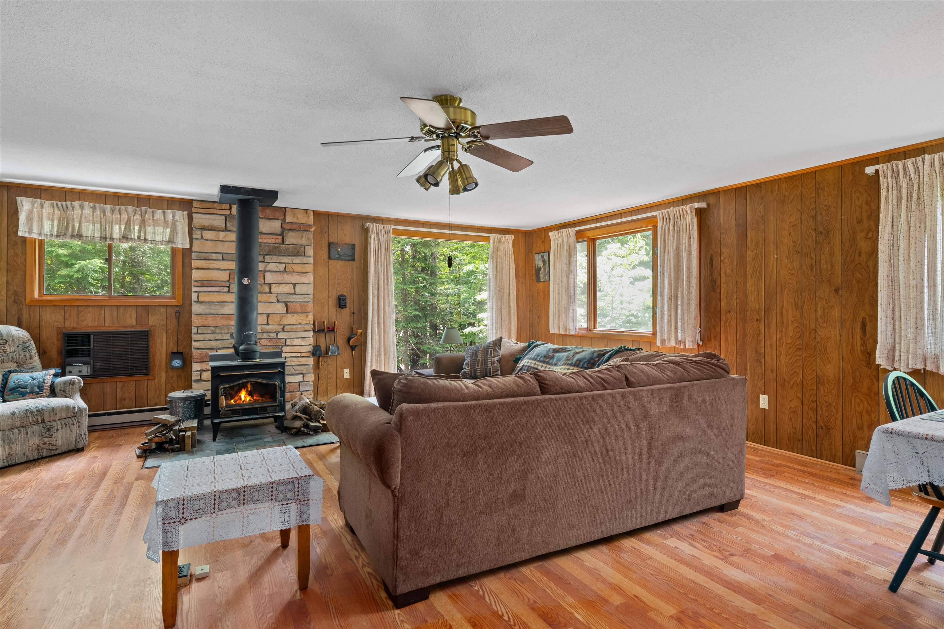 Barnstead, NH 03225,70 Meredith LN