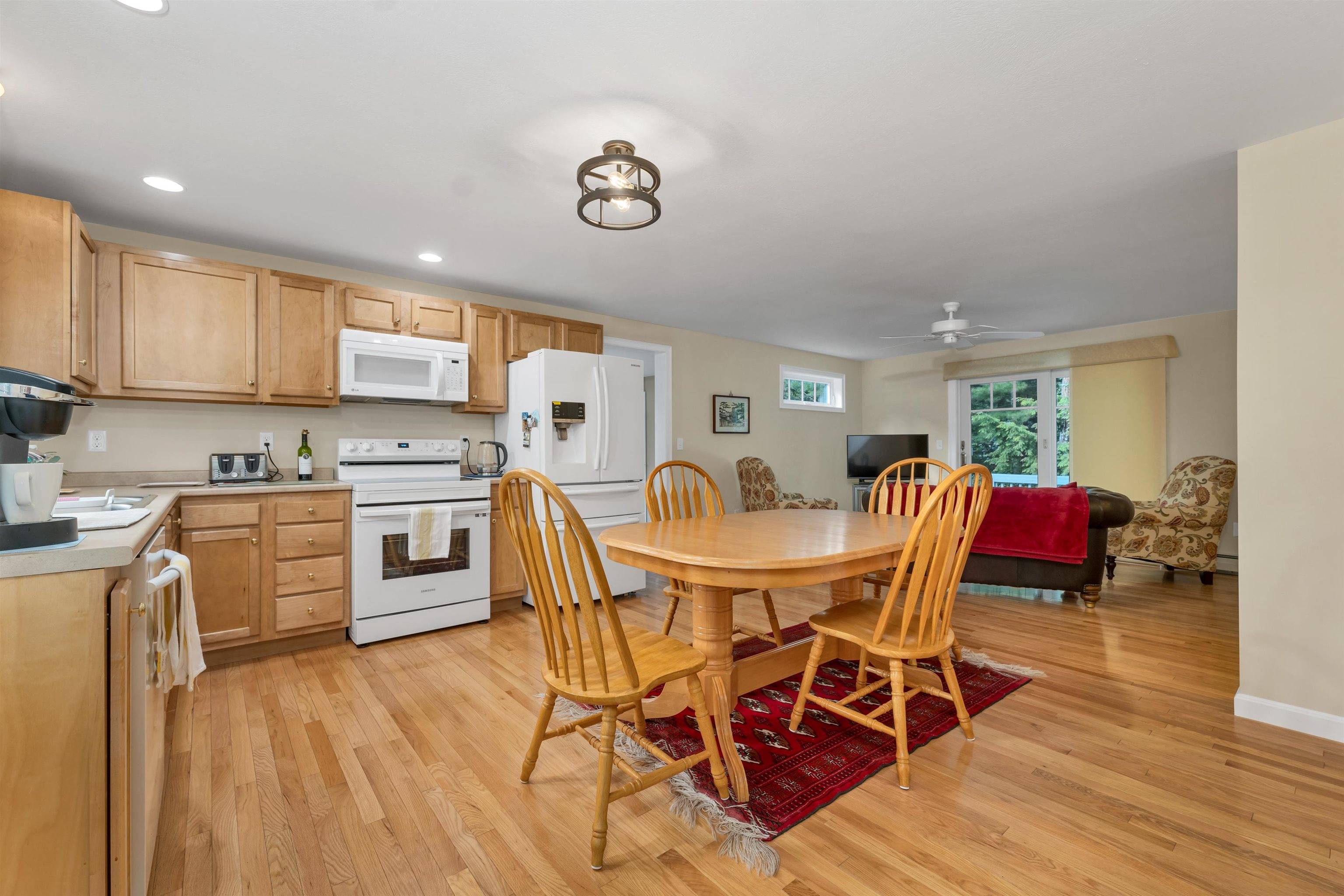 Madison, NH 03849,86 Brookstone LN