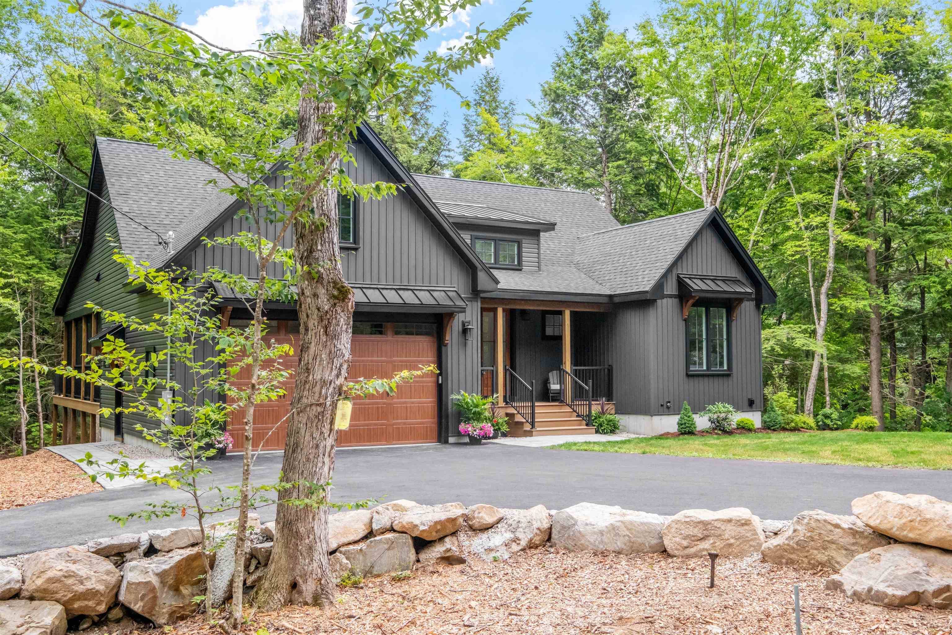Tuftonboro, NH 03816,44 Valley RD
