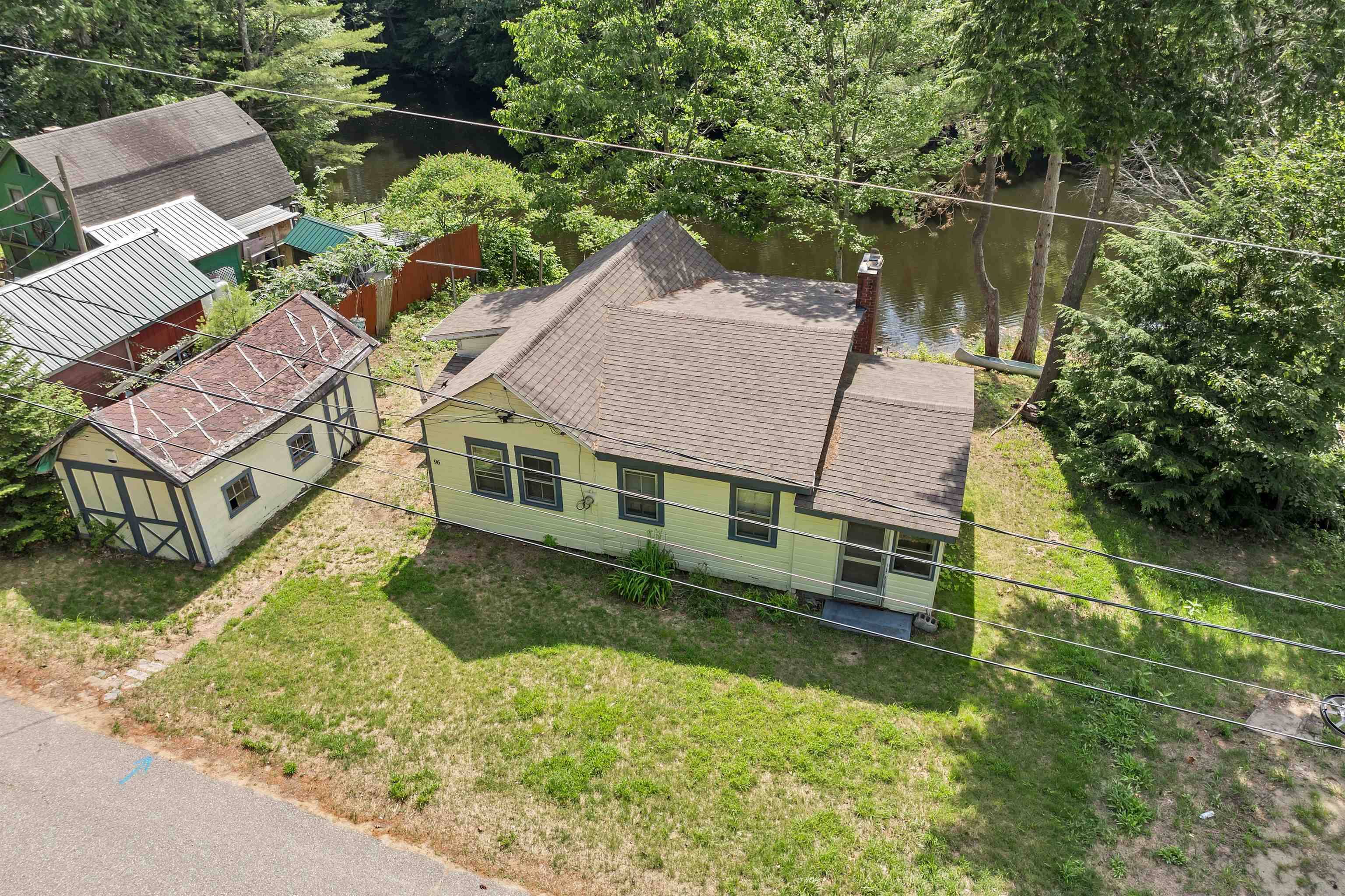 Franklin, NH 03235,96 Gile Pond RD