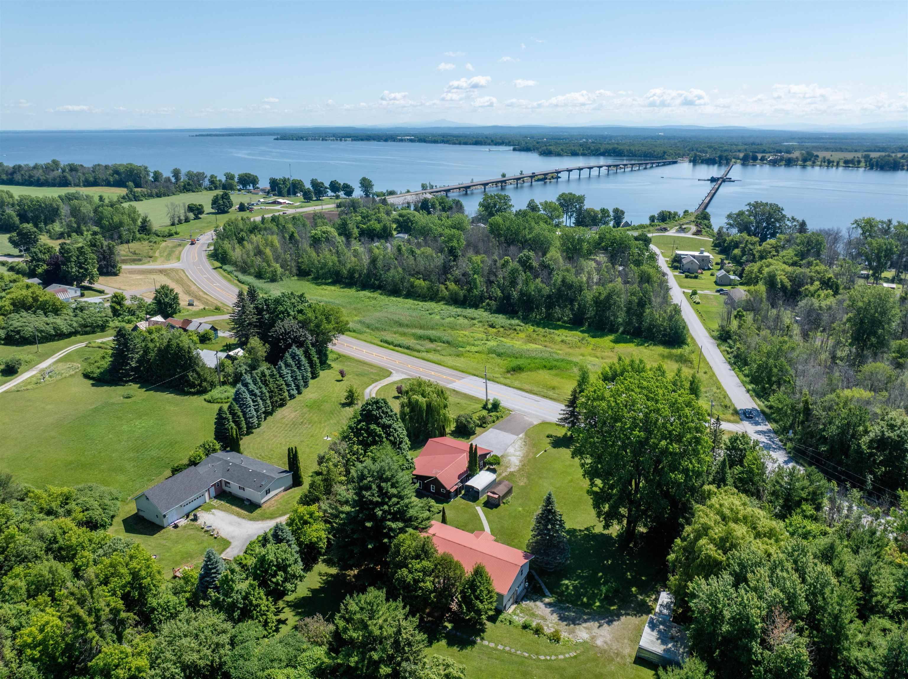 Alburgh, VT 05440,2557 VT Route 78