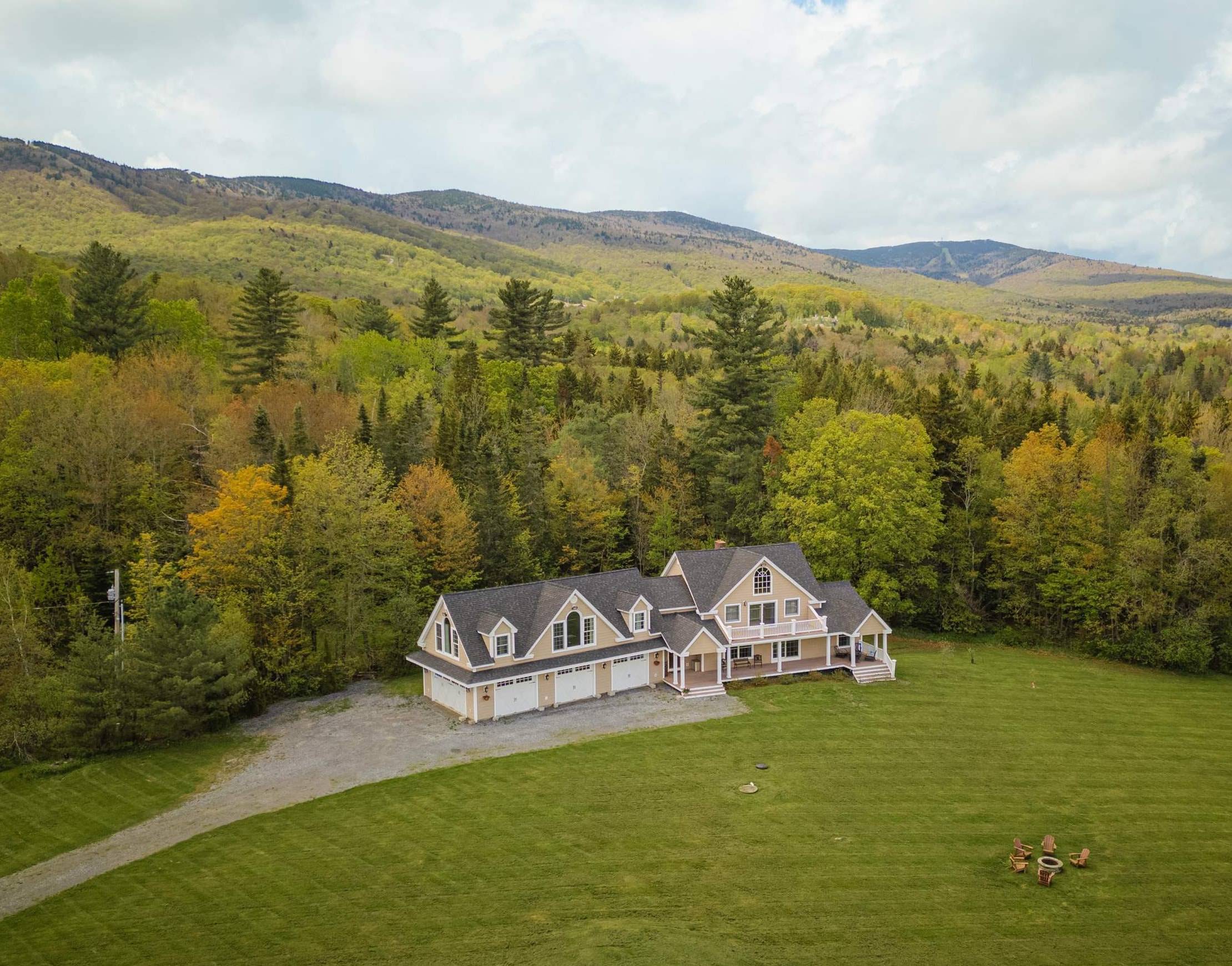 Wilmington, VT 05363,339 Coldbrook RD