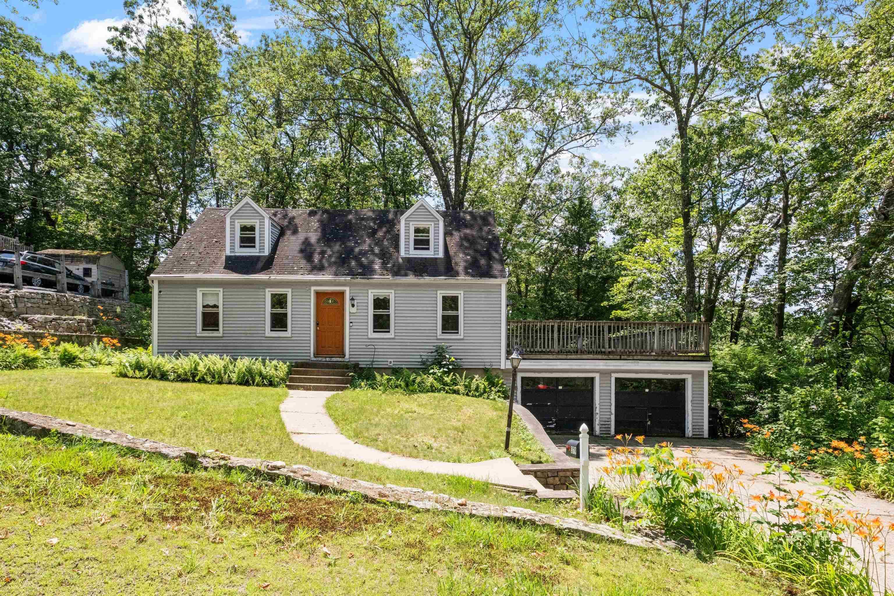 Manchester, NH 03104,379 Harrison ST
